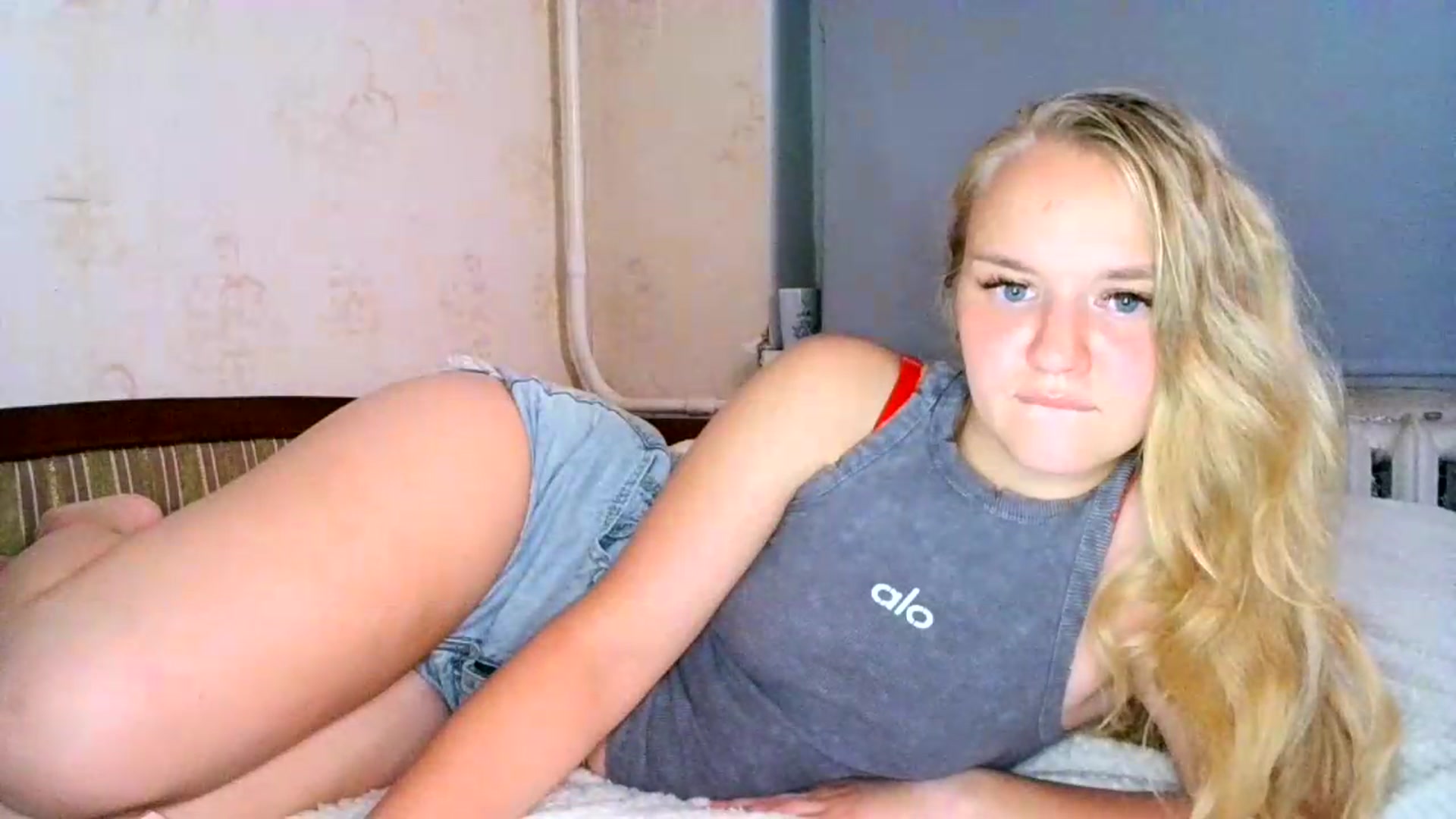 Gallery image thumbnail from VedaCharm's myfreecams stream on, 08/18/2026, 21:55 image 15 of 20