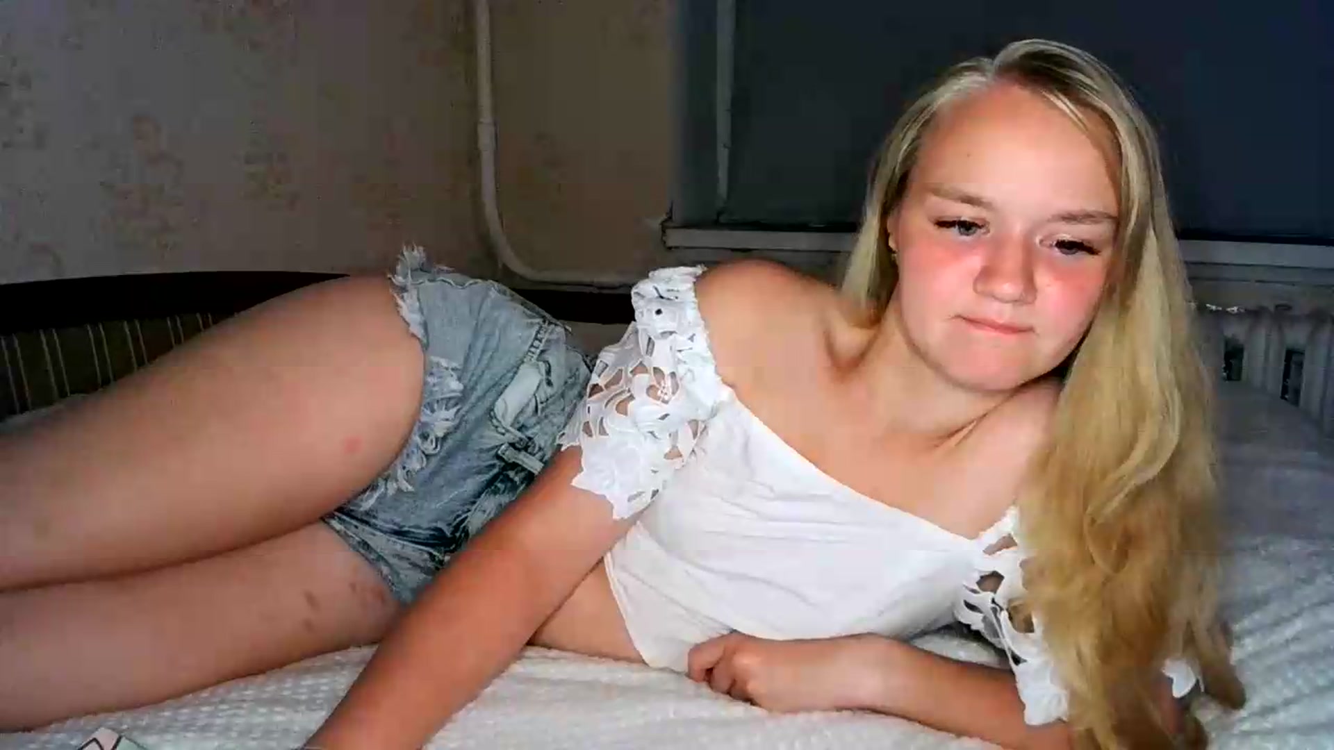 Gallery image thumbnail from VedaCharm's myfreecams stream on, 08/24/2026, 21:08 image 19 of 20