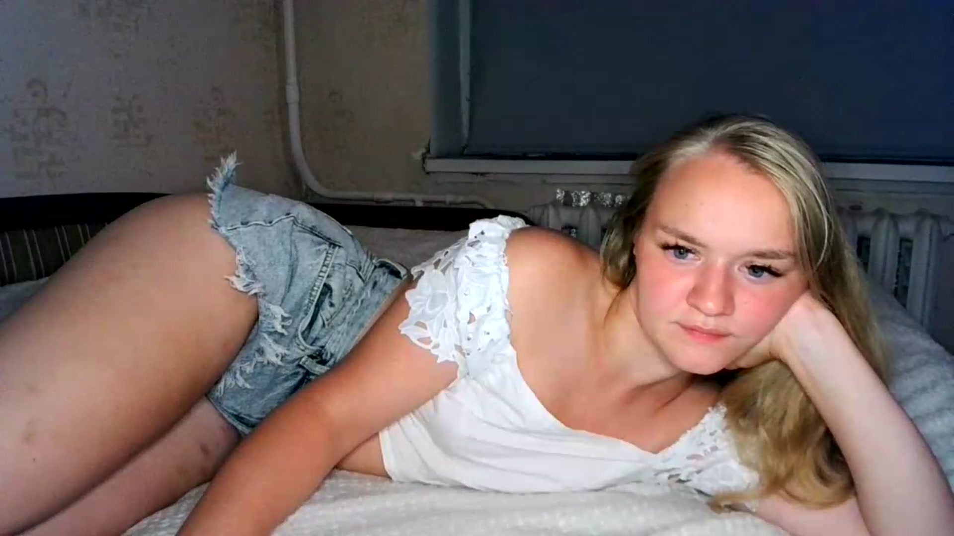 Gallery image thumbnail from VedaCharm's myfreecams stream on, 08/25/2026, 01:09 image 2 of 20