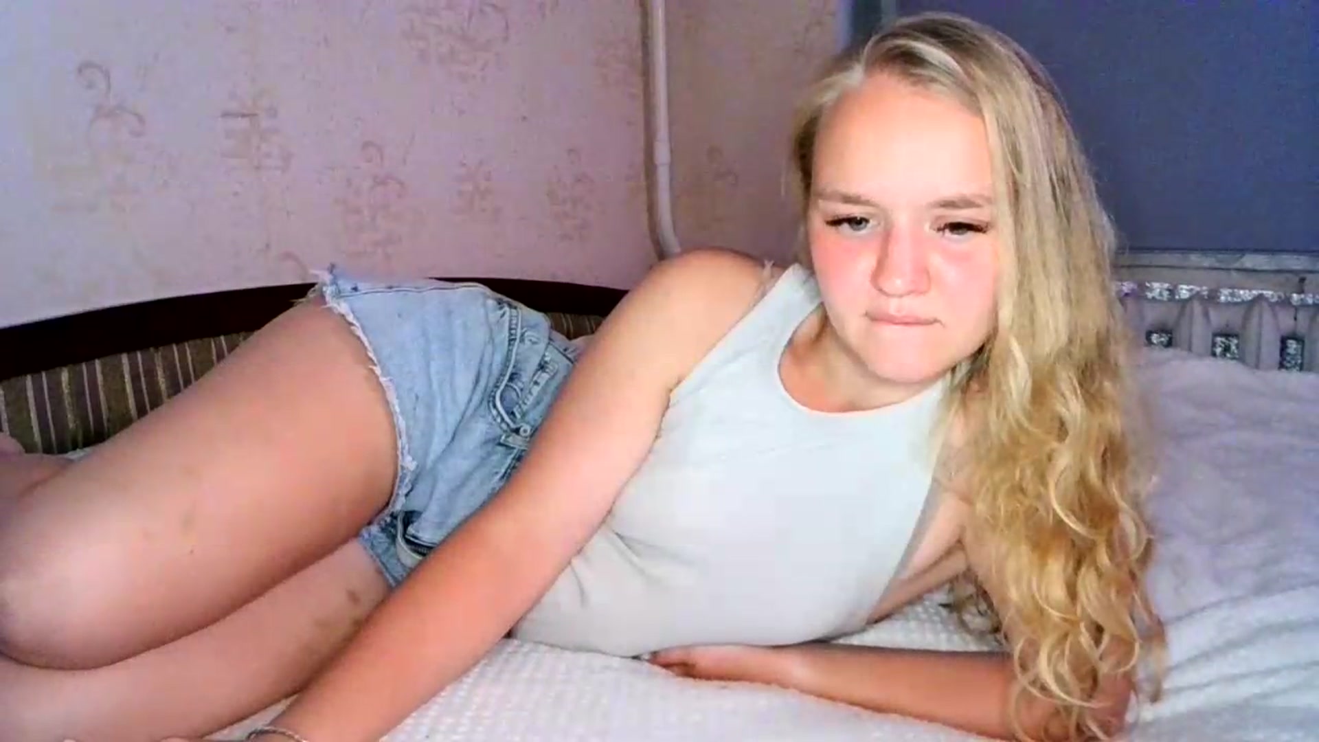 Gallery image thumbnail from VedaCharm's myfreecams stream on, 08/25/2026, 21:25 image 16 of 20