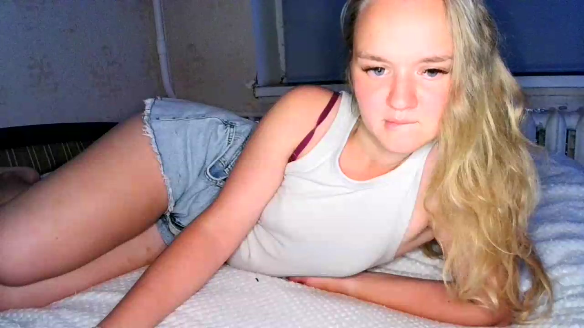 Gallery image thumbnail from VedaCharm's myfreecams stream on, 08/28/2026, 20:38 image 11 of 20