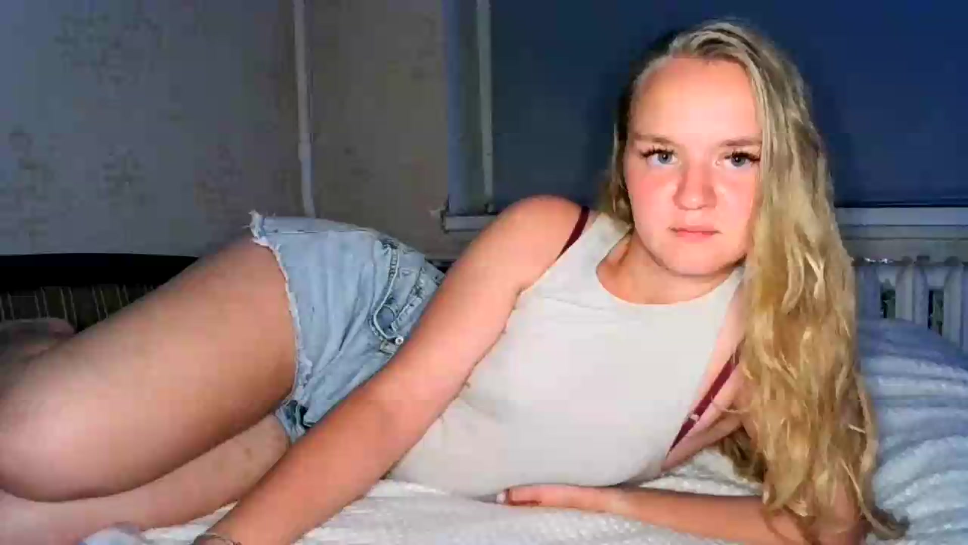 Gallery image thumbnail from VedaCharm's myfreecams stream on, 08/28/2026, 22:13 image 3 of 20