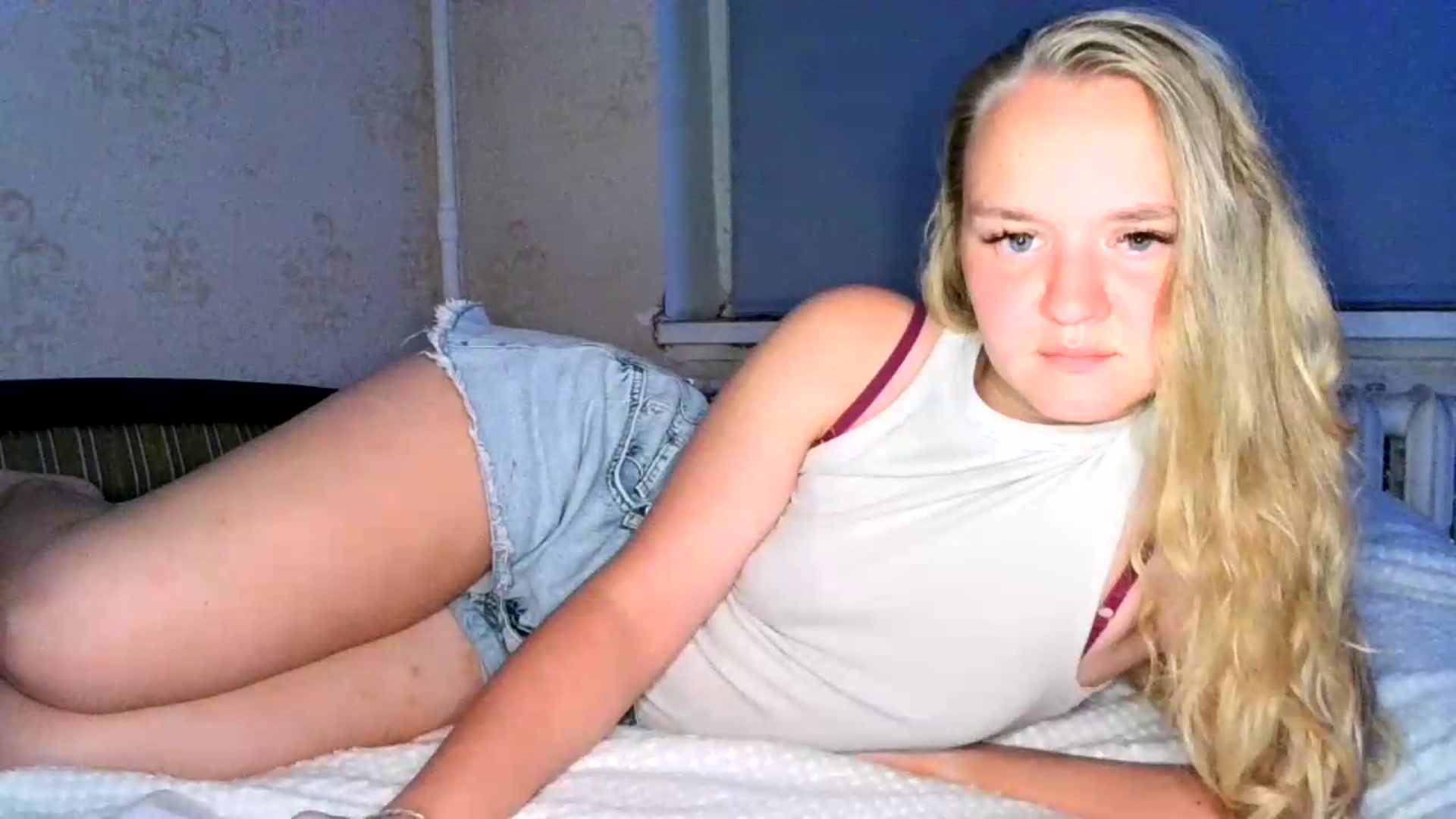 Gallery image thumbnail from VedaCharm's myfreecams stream on, 08/28/2026, 22:38 image 10 of 20