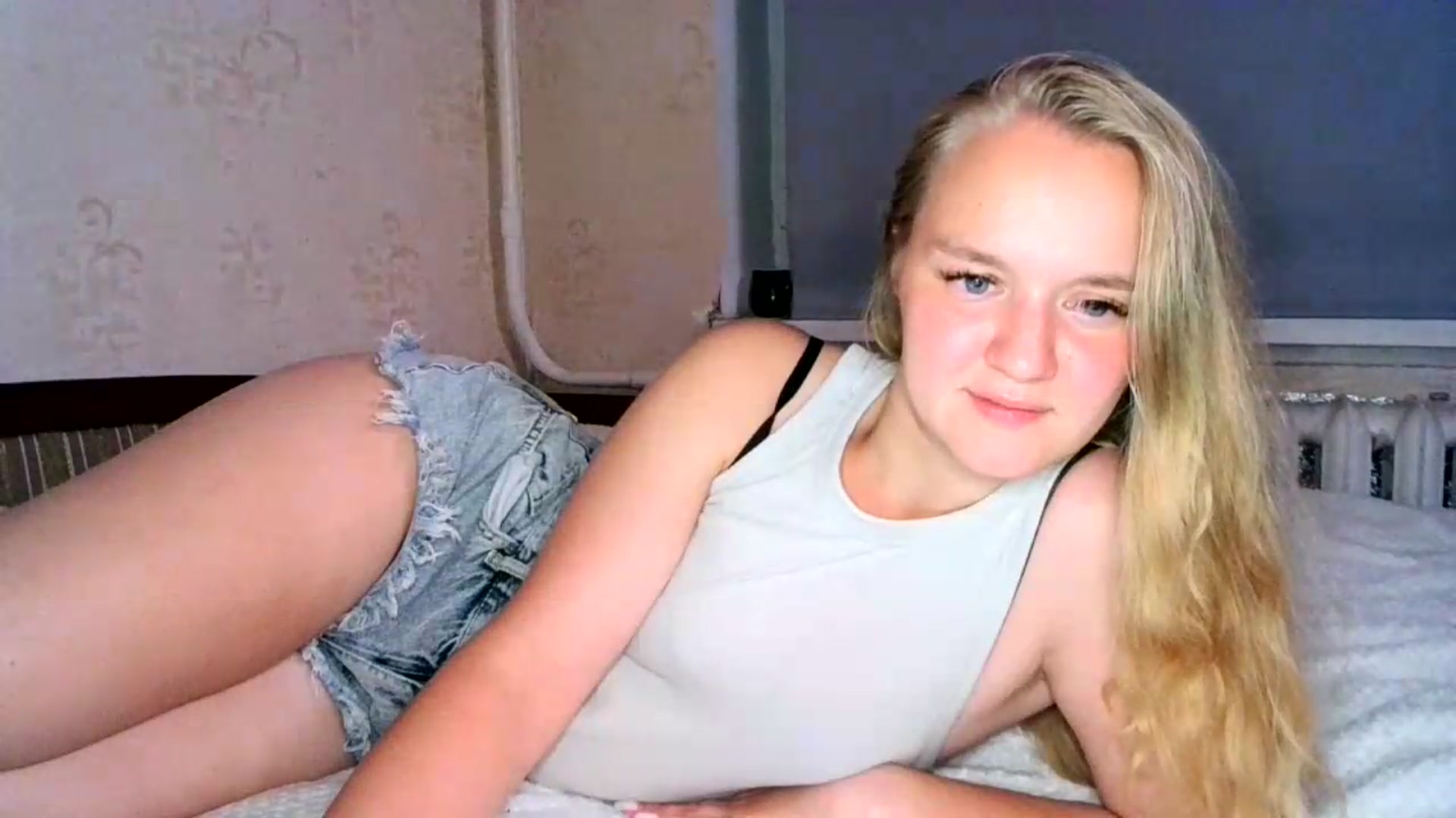 Gallery image thumbnail from VedaCharm's myfreecams stream on, 09/01/2026, 21:21 image 2 of 20