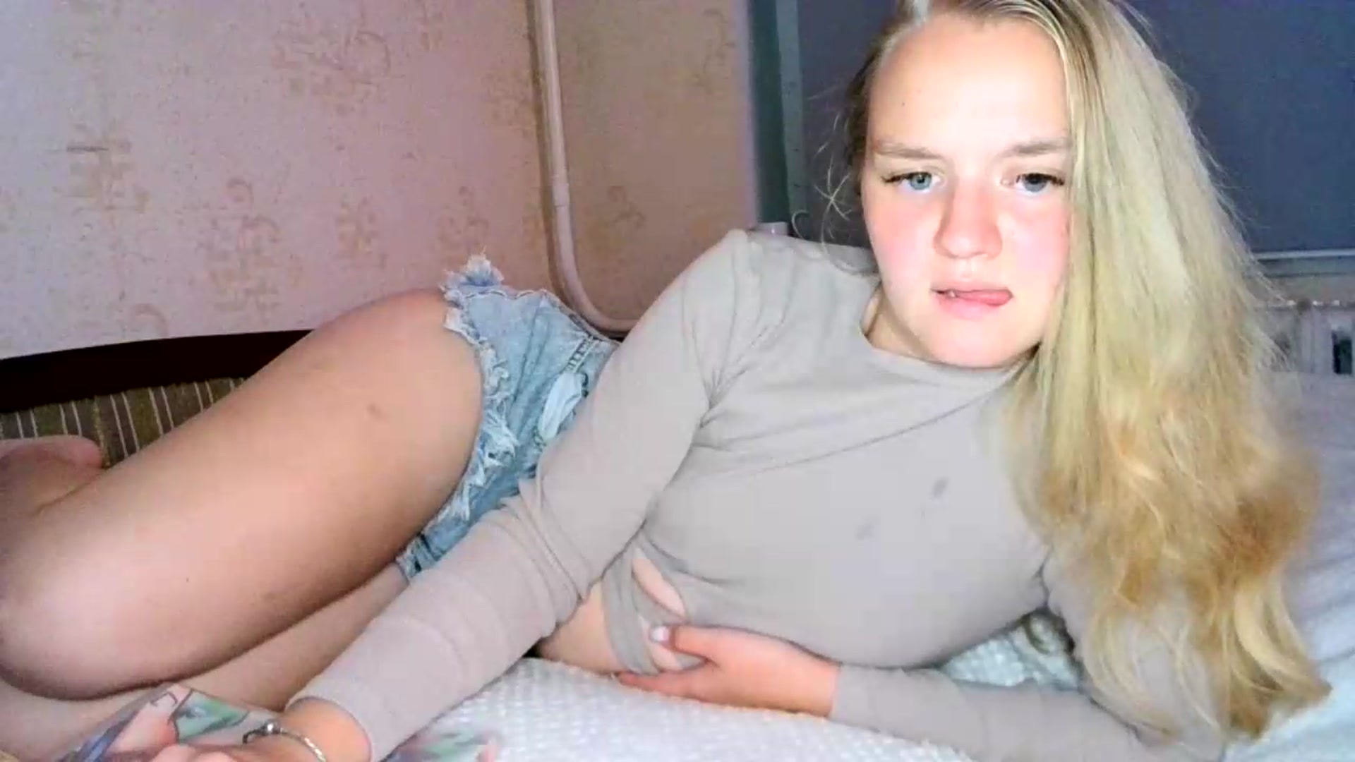 Gallery image thumbnail from VedaCharm's myfreecams stream on, 09/08/2026, 20:29 image 10 of 20