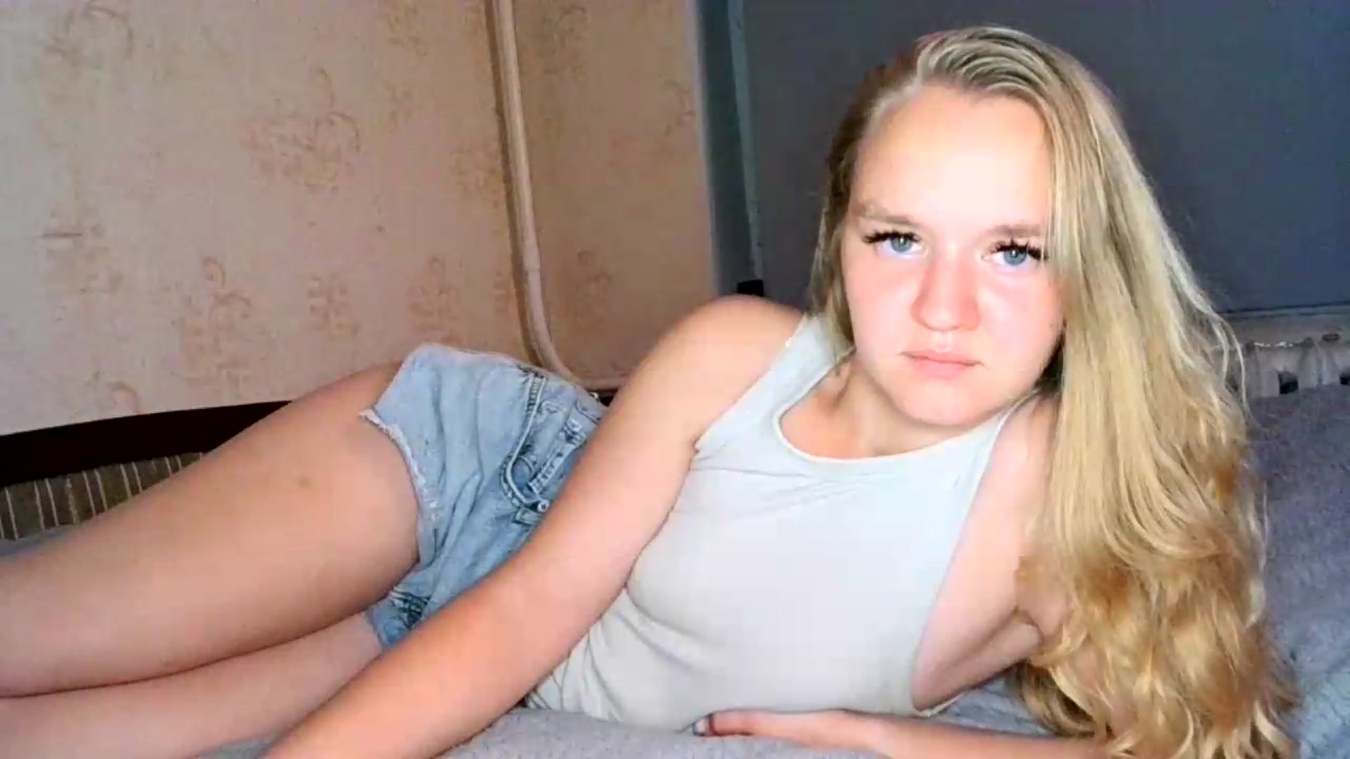 Gallery image thumbnail from VedaCharm's myfreecams stream on, 09/14/2026, 22:55 image 13 of 20