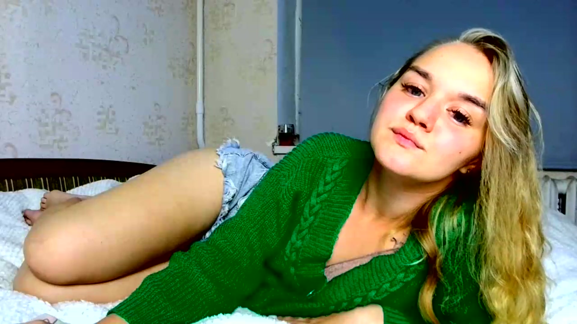 Gallery image thumbnail from VedaCharm's myfreecams stream on, 09/24/2026, 21:31 image 13 of 20