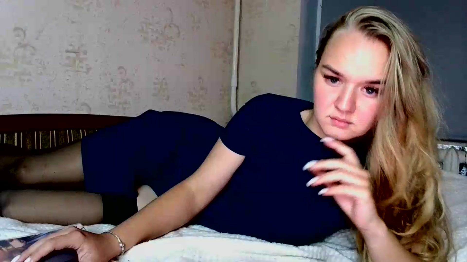 Gallery image thumbnail from VedaCharm's myfreecams stream on, 09/25/2026, 21:16 image 4 of 20