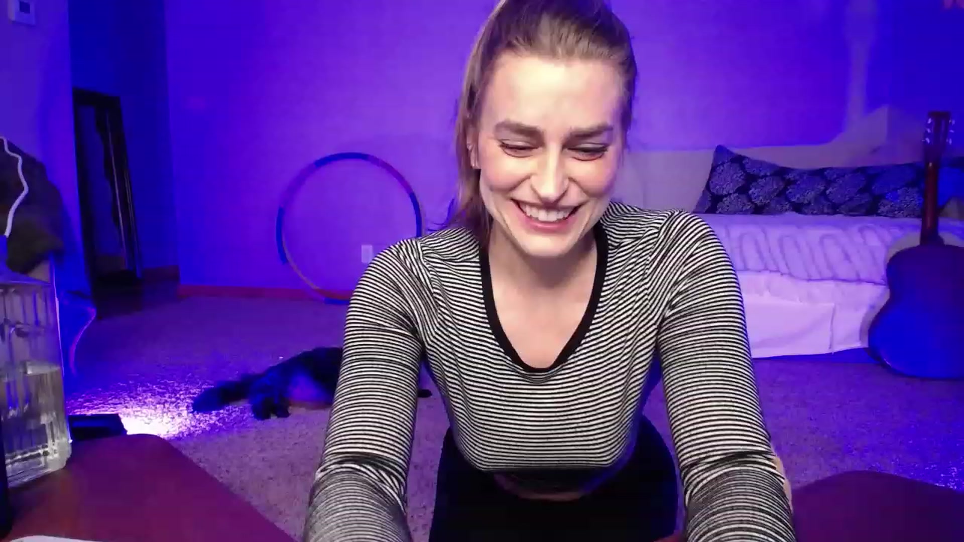 Gallery image thumbnail from Vedah's myfreecams stream on, 12/19/2022, 06:57 image 5 of 20