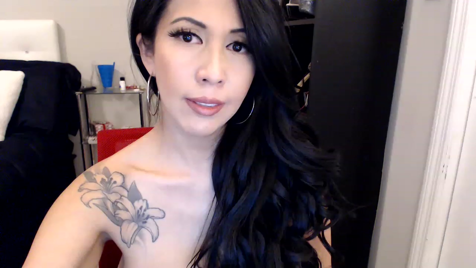 Gallery image thumbnail from Vee_VonSweets's myfreecams stream on, 01/14/2023, 02:24 image 11 of 20