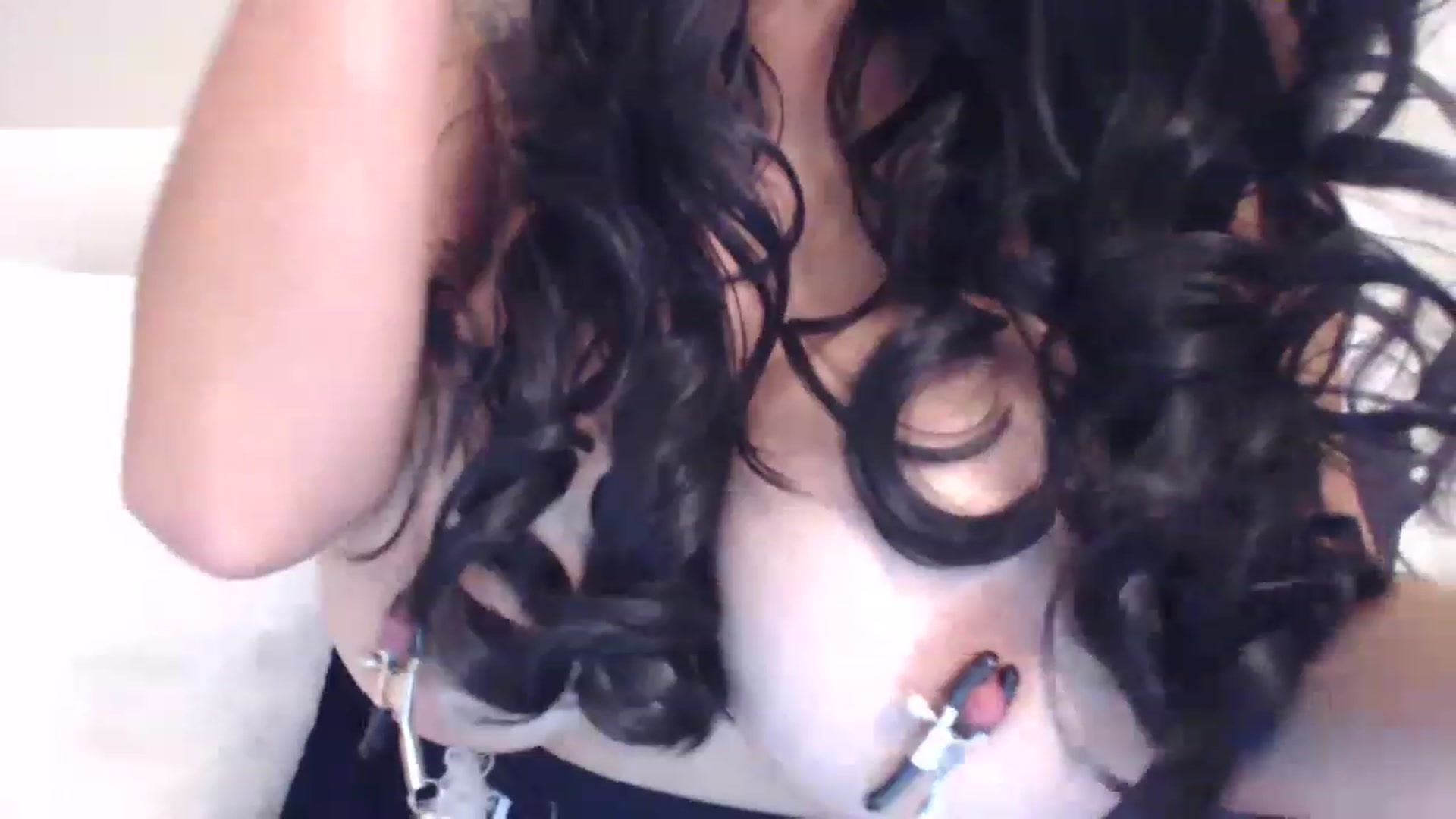 Gallery image thumbnail from Vee_VonSweets's myfreecams stream on, 02/02/2023, 01:10 image 12 of 20