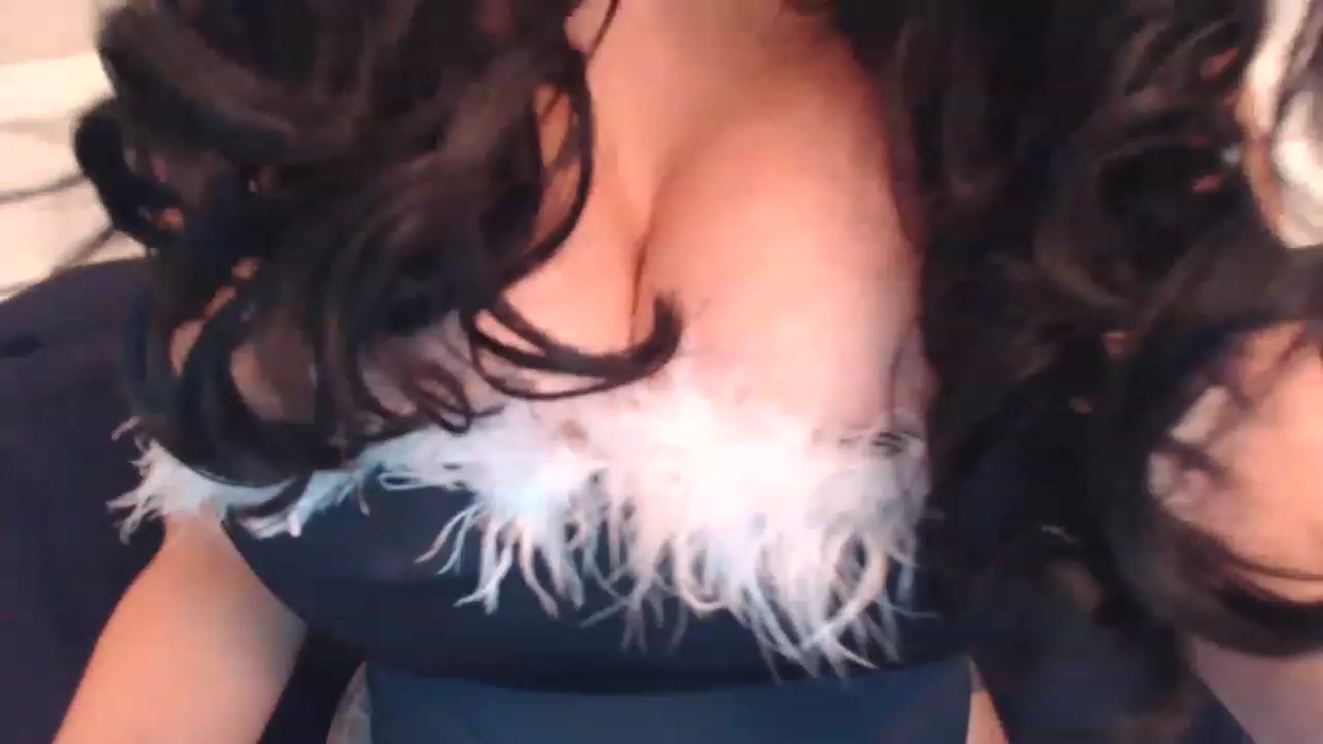 Gallery image thumbnail from Vee_VonSweets's myfreecams stream on, 02/02/2023, 02:19 image 12 of 20