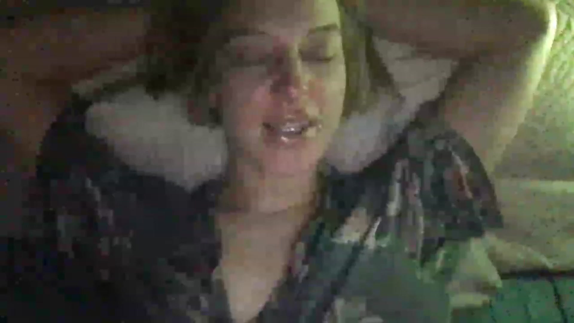 Gallery image thumbnail from Veganlovee's myfreecams stream on, 03/27/2023, 24:54 image 5 of 20