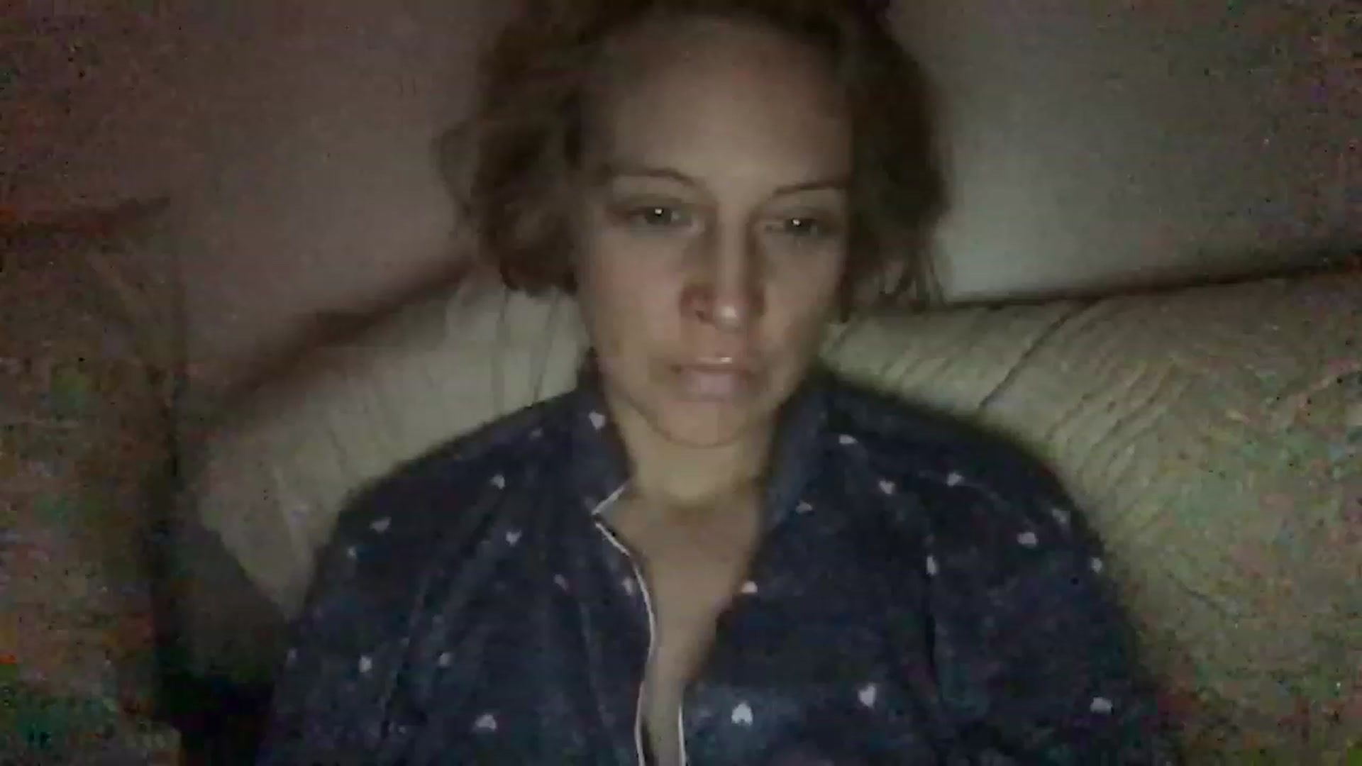Gallery image thumbnail from Veganlovee's myfreecams stream on, 03/30/2023, 24:29 image 7 of 20