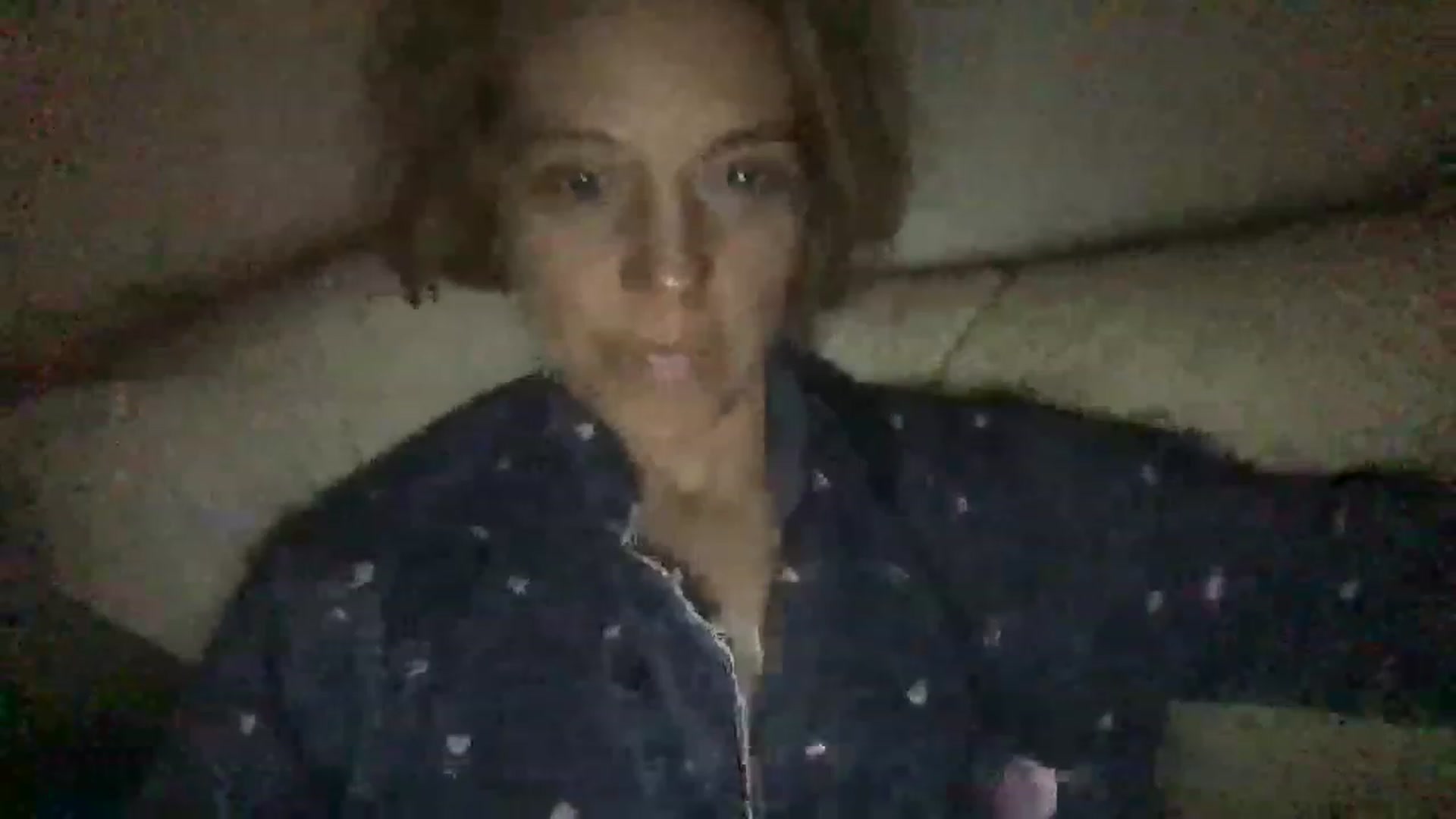 Gallery image thumbnail from Veganlovee's myfreecams stream on, 03/30/2023, 24:29 image 17 of 20