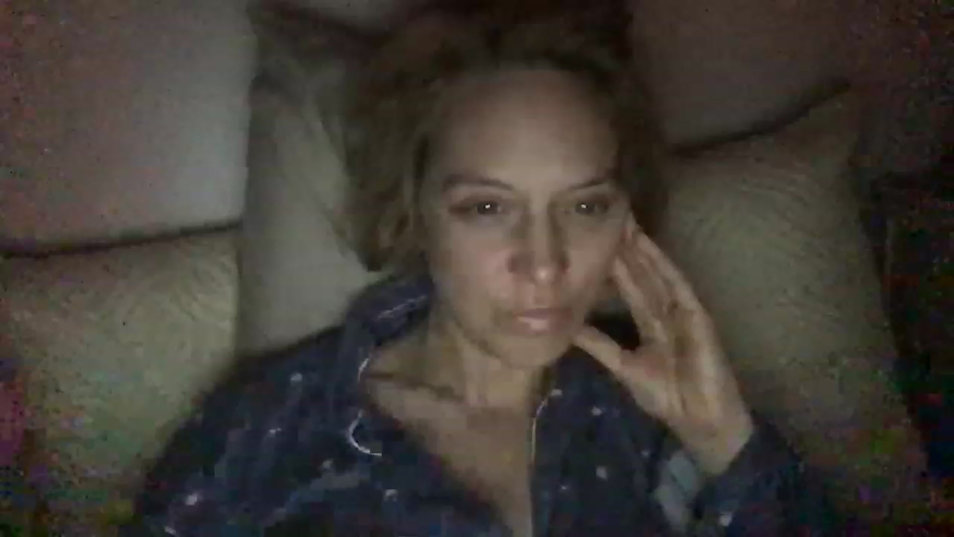 Gallery image thumbnail from Veganlovee's myfreecams stream on, 03/30/2023, 01:40 image 10 of 20