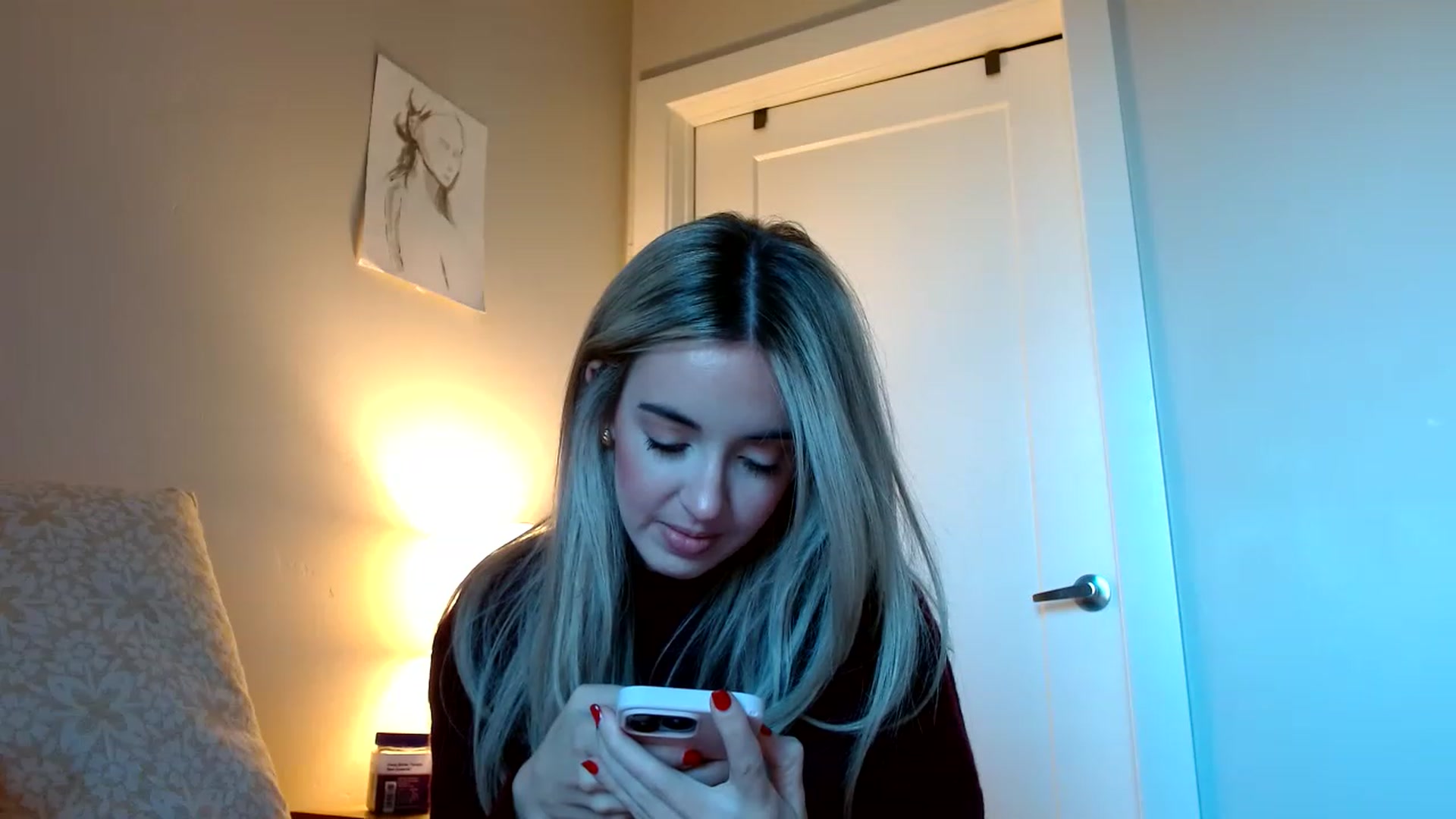 Gallery image thumbnail from Vegansoda's myfreecams stream on, 11/21/2022, 22:01 image 6 of 20