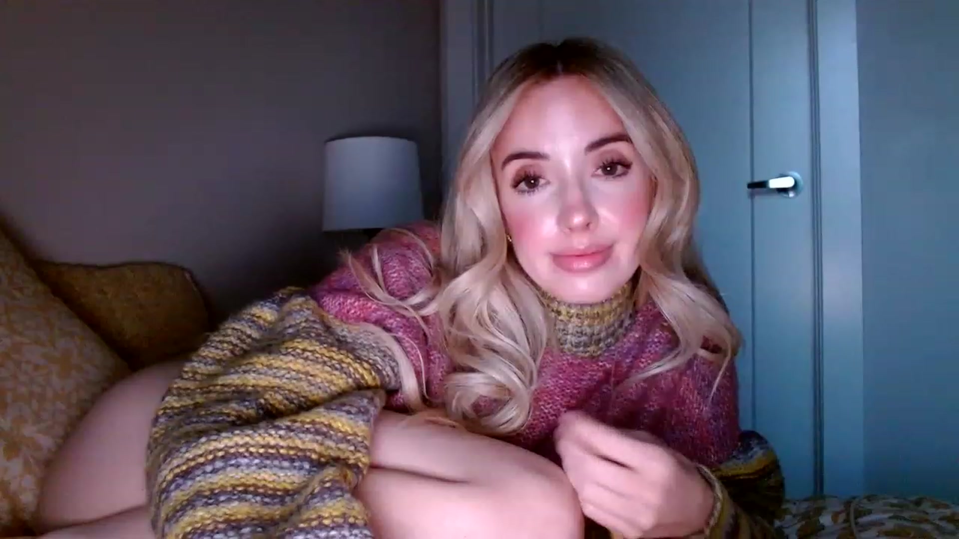 Gallery image thumbnail from Vegansoda's myfreecams stream on, 12/03/2022, 24:02 image 19 of 20