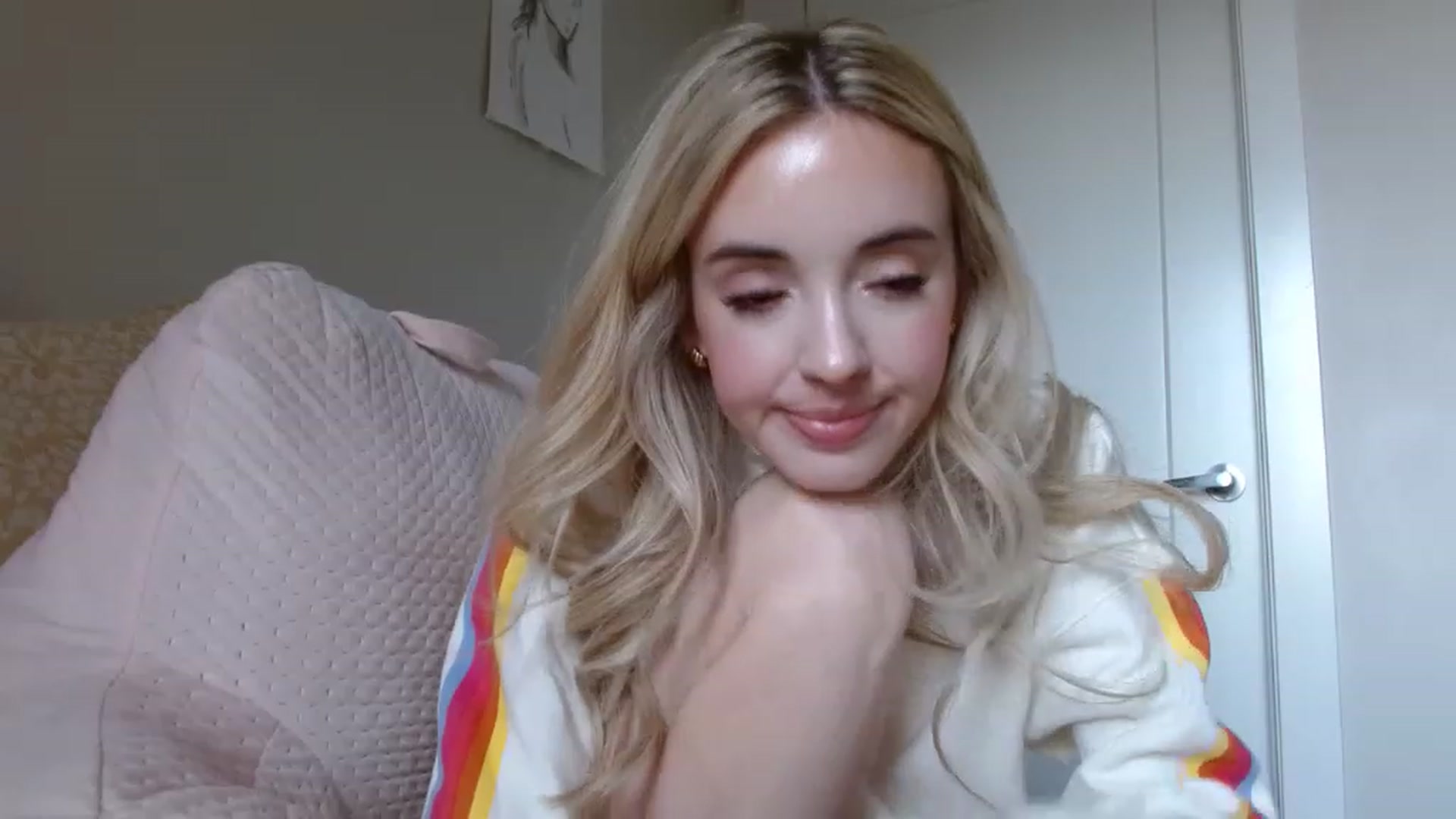 Gallery image thumbnail from Vegansoda's myfreecams stream on, 12/03/2022, 20:49 image 6 of 20
