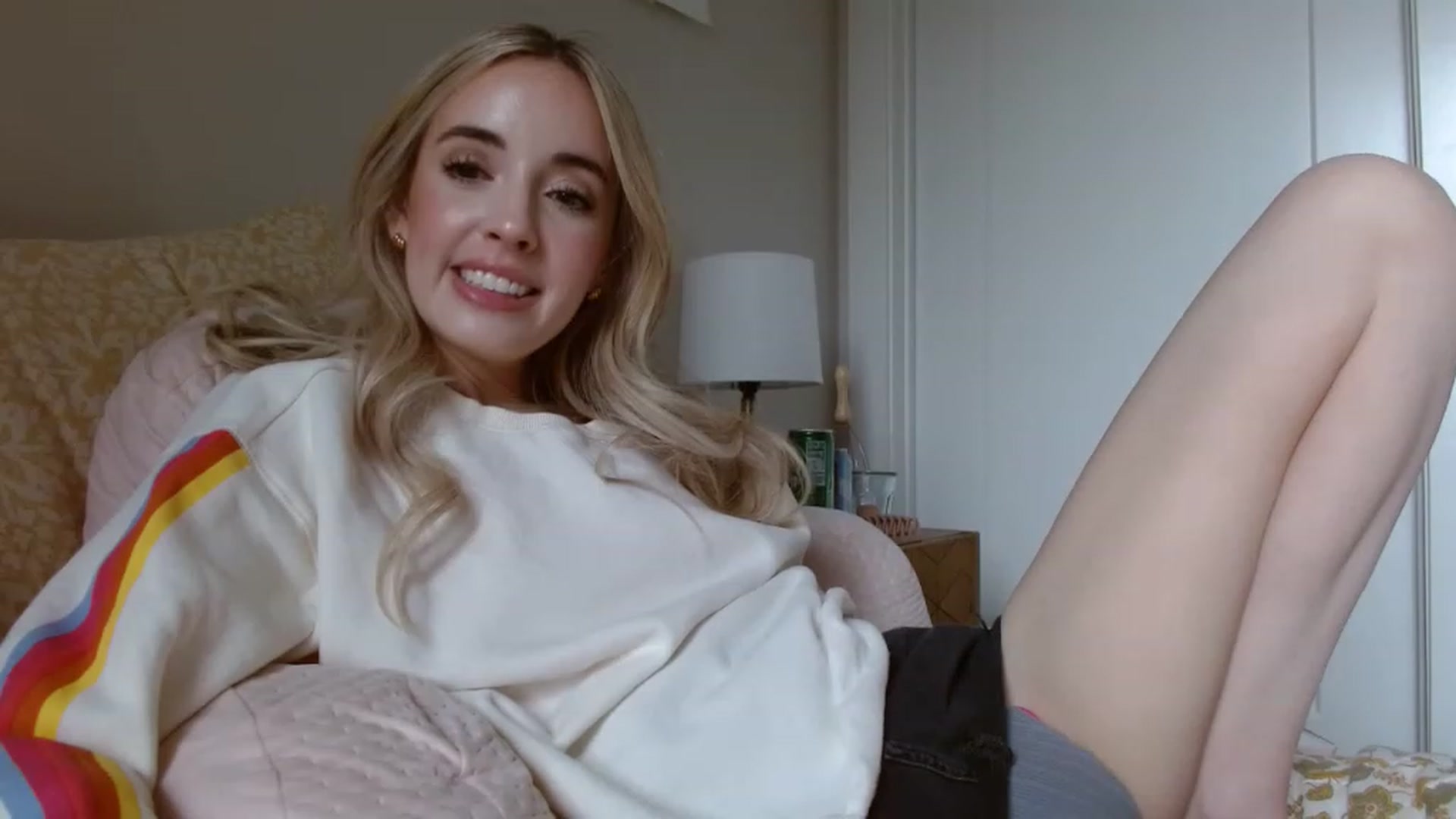 Gallery image thumbnail from Vegansoda's myfreecams stream on, 12/03/2022, 20:49 image 17 of 20