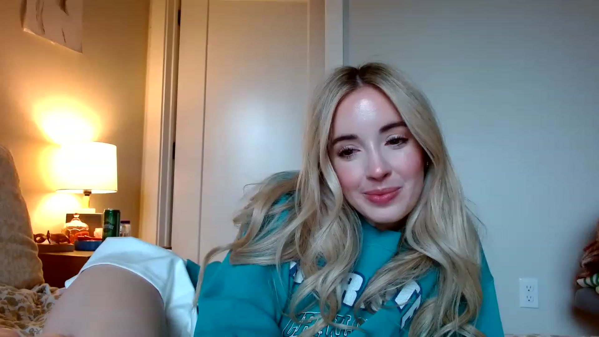 Gallery image thumbnail from Vegansoda's myfreecams stream on, 12/05/2022, 20:30 image 1 of 20