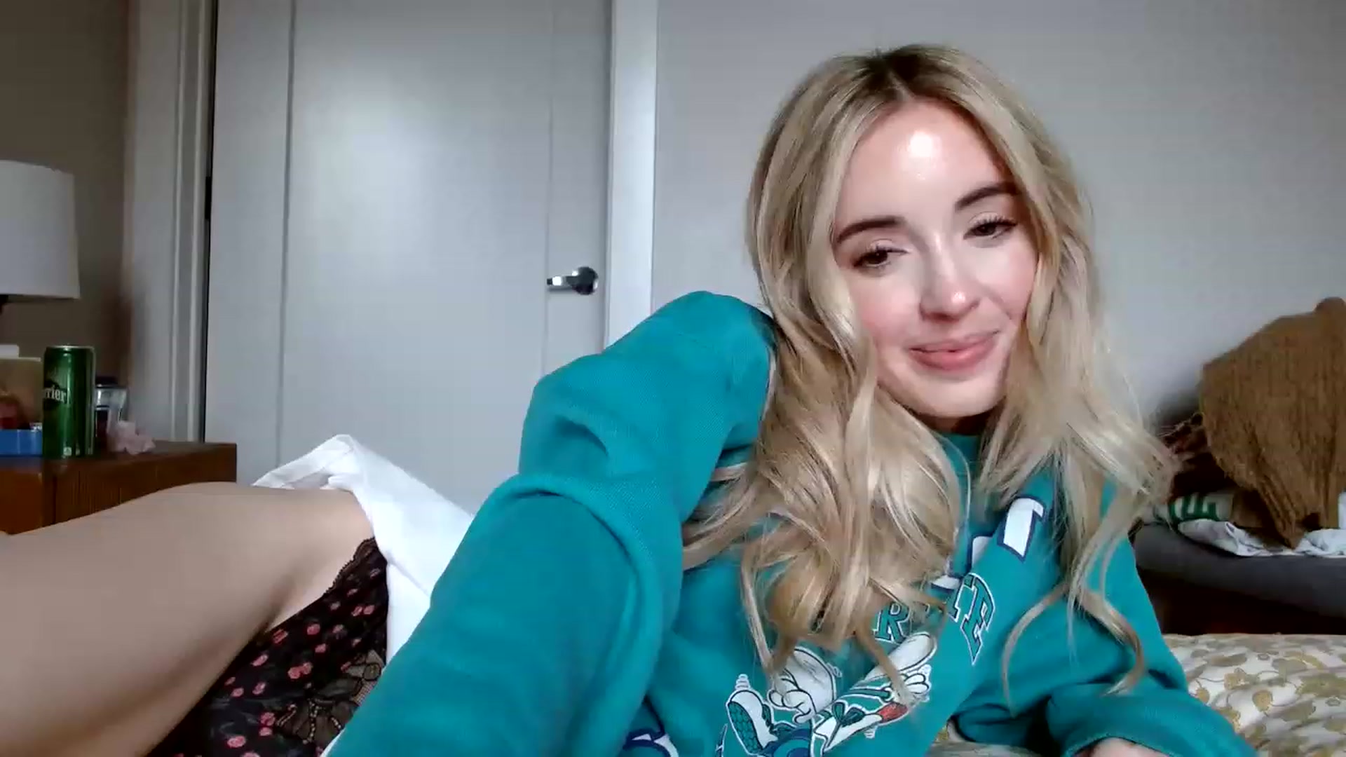 Gallery image thumbnail from Vegansoda's myfreecams stream on, 12/05/2022, 22:30 image 11 of 20