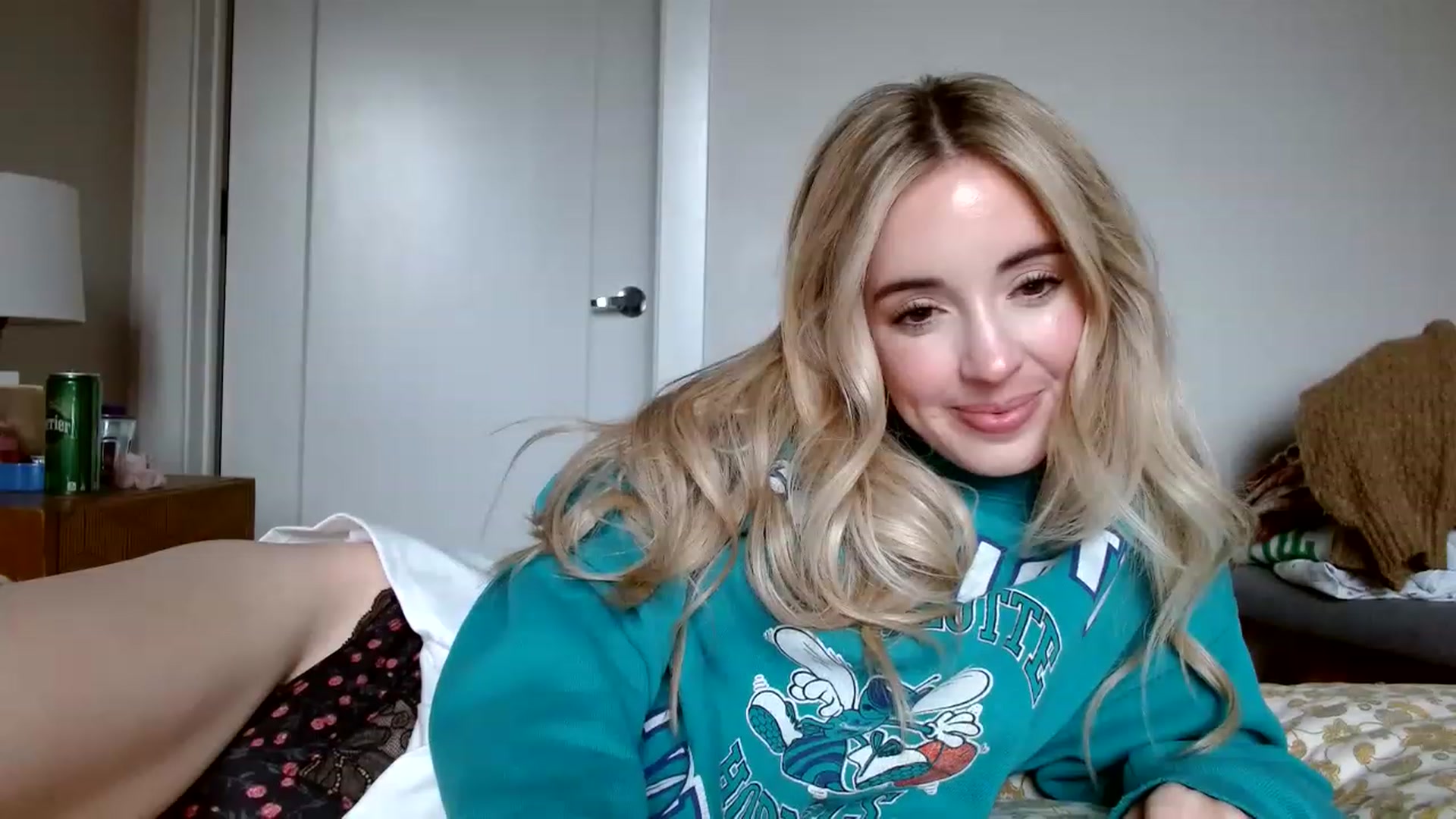 Gallery image thumbnail from Vegansoda's myfreecams stream on, 12/05/2022, 22:30 image 10 of 20
