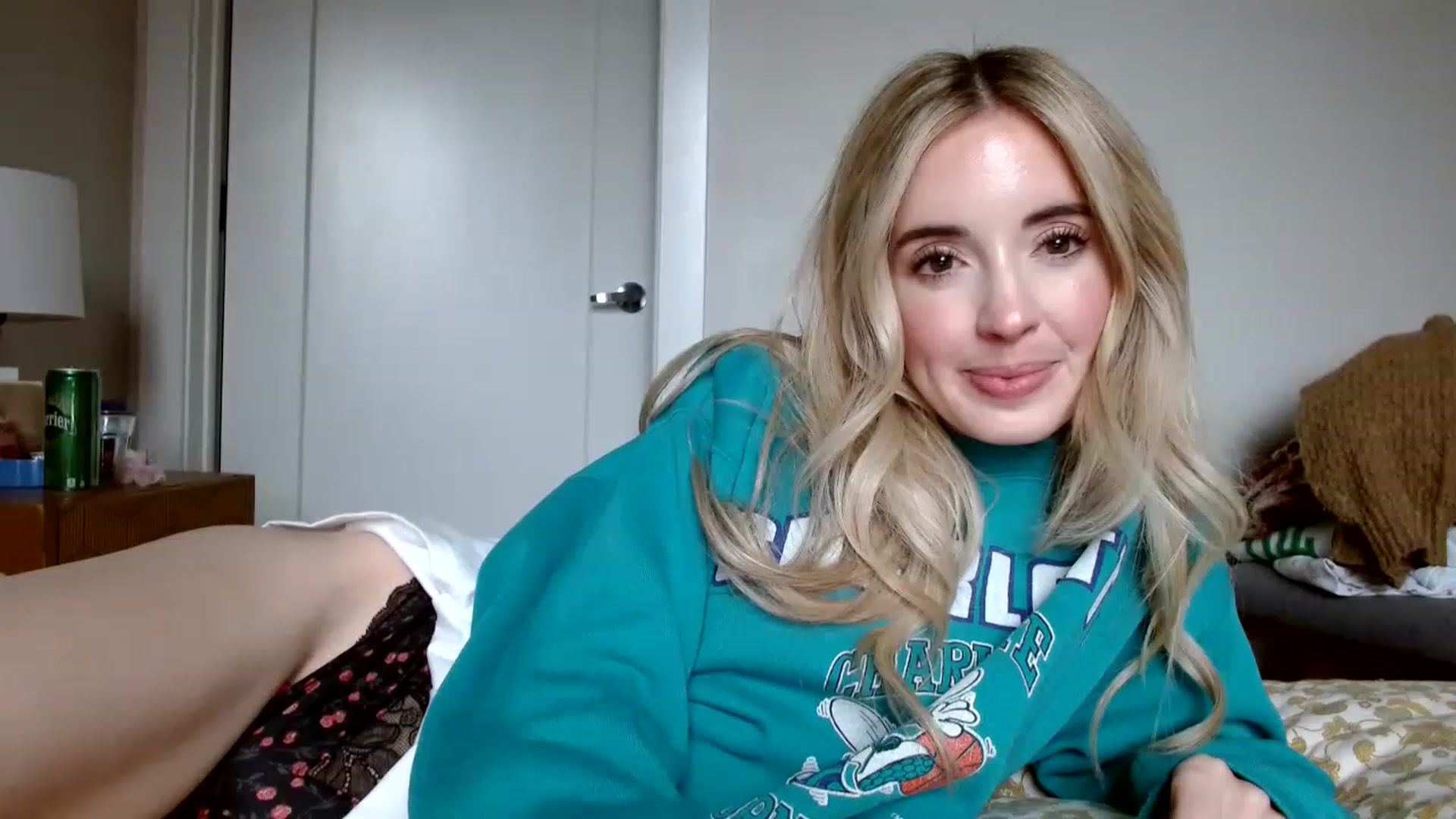 Gallery image thumbnail from Vegansoda's myfreecams stream on, 12/05/2022, 22:30 image 7 of 20