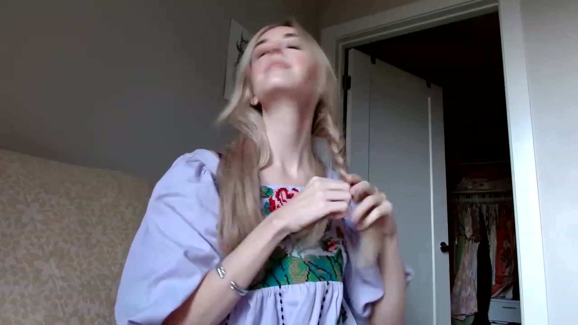 Gallery image thumbnail from Vegansoda's myfreecams stream on, 12/06/2022, 22:27 image 2 of 20