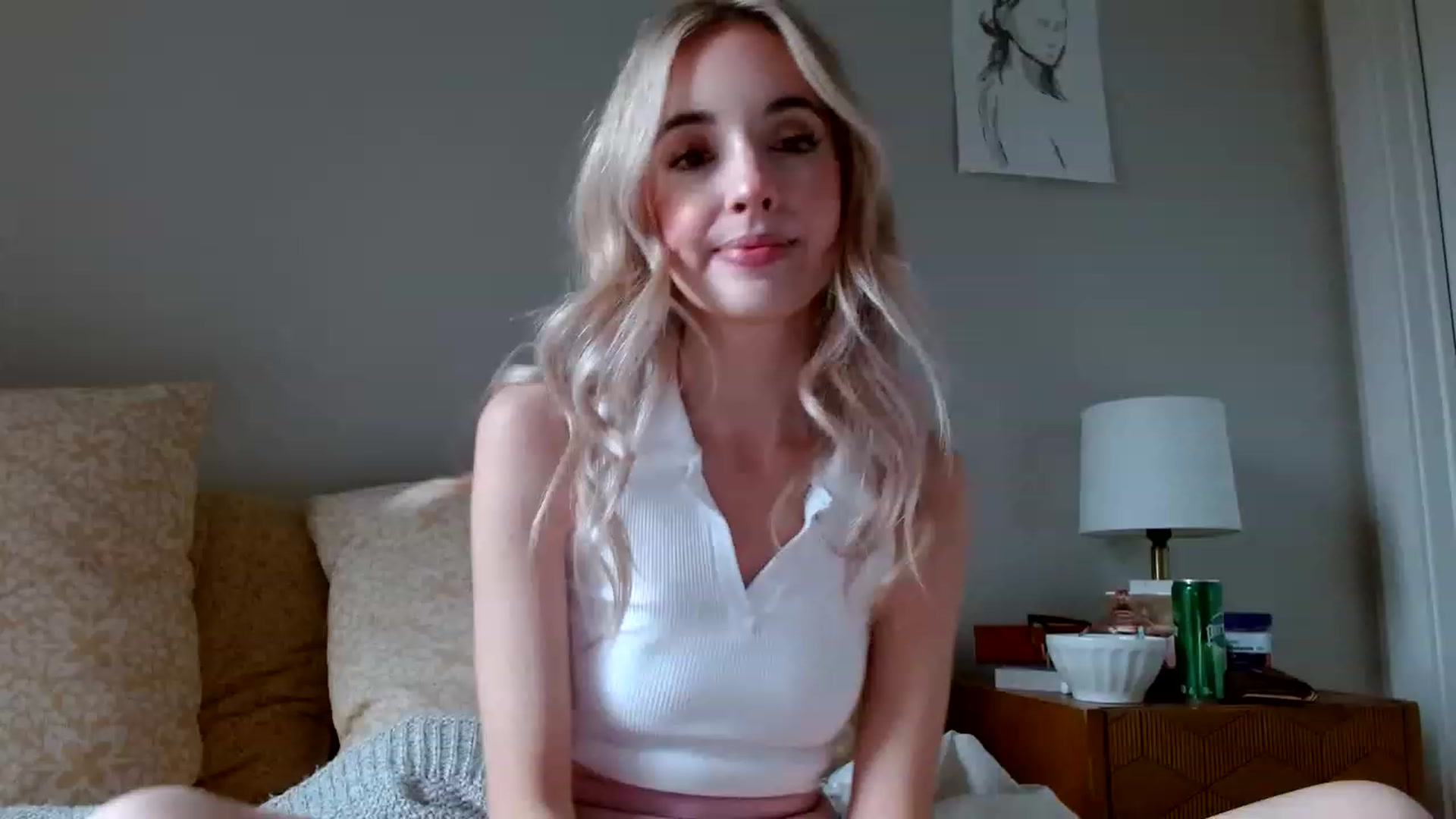 Gallery image thumbnail from Vegansoda's myfreecams stream on, 12/07/2022, 20:37 image 2 of 20