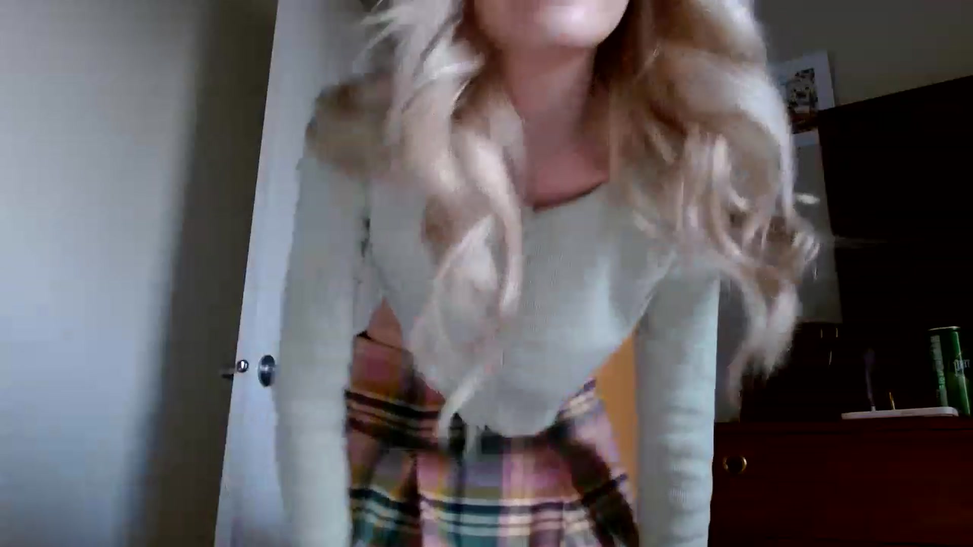 Gallery image thumbnail from Vegansoda's myfreecams stream on, 12/09/2022, 23:39 image 6 of 20