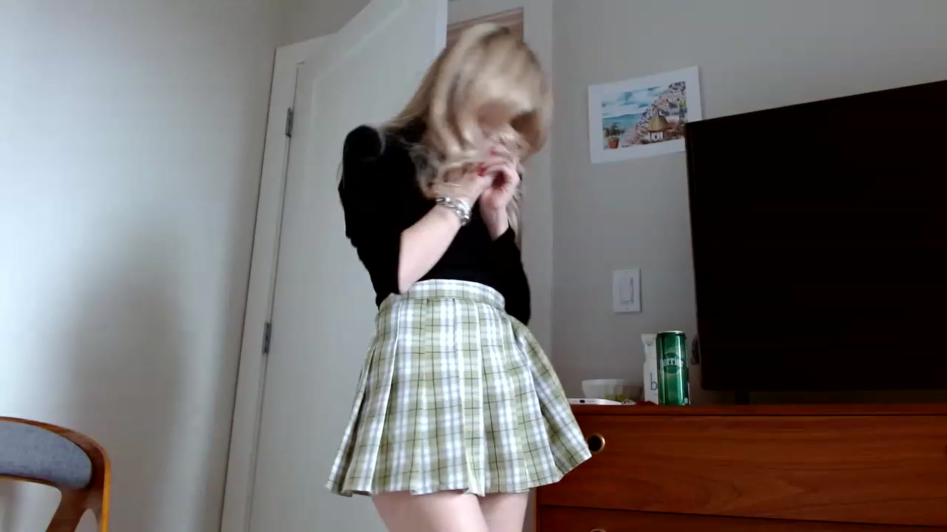 Gallery image thumbnail from Vegansoda's myfreecams stream on, 12/12/2022, 20:02 image 16 of 20