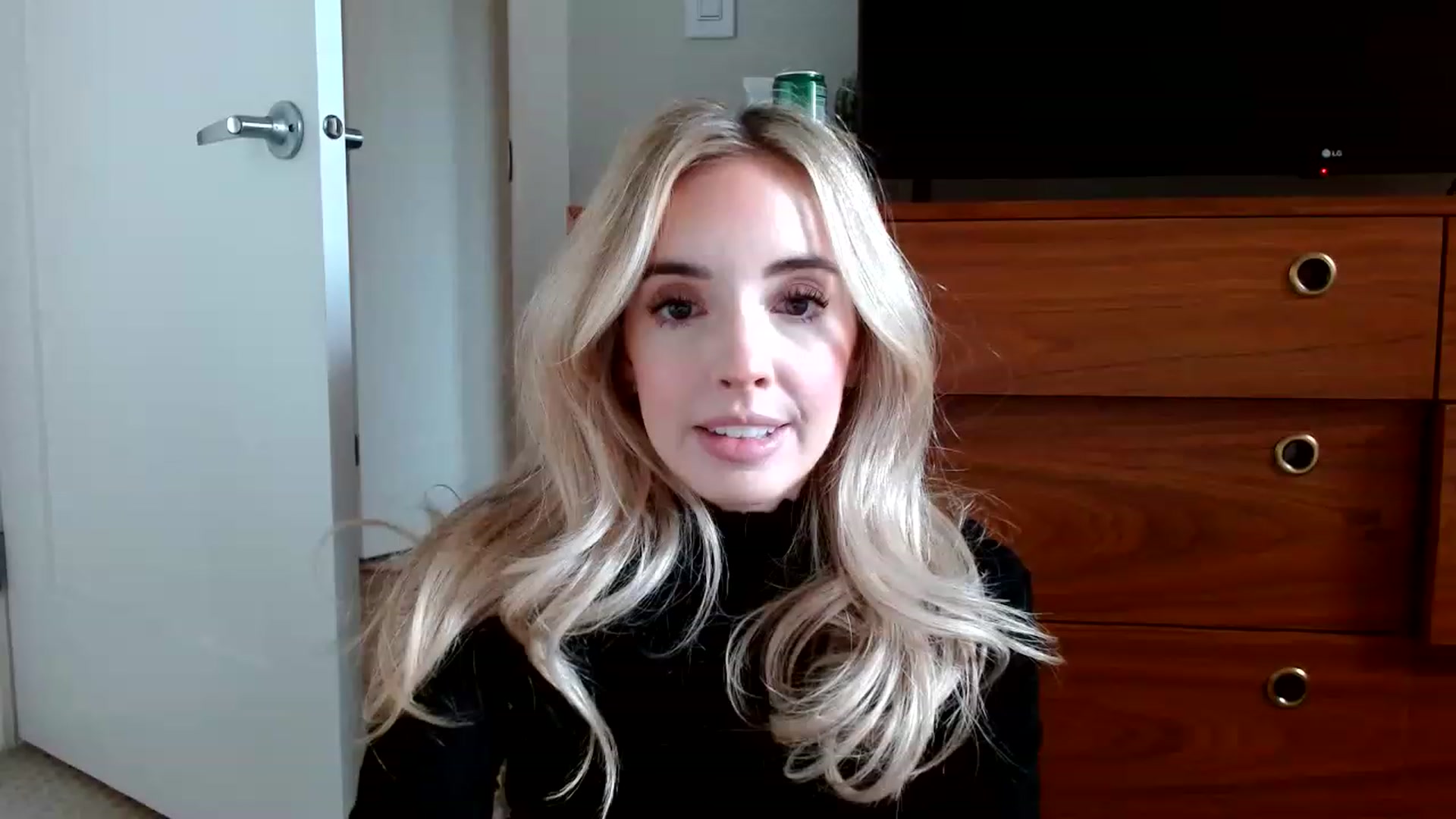 Gallery image thumbnail from Vegansoda's myfreecams stream on, 12/12/2022, 20:02 image 1 of 20