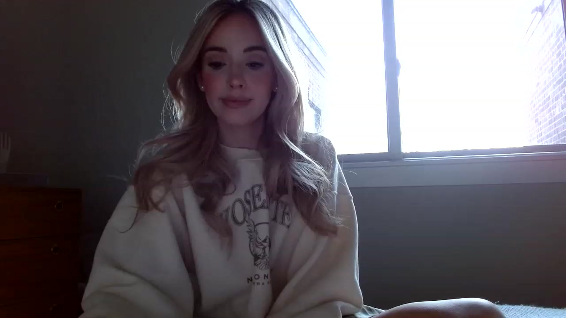 Gallery image thumbnail from Vegansoda's myfreecams stream on, 12/28/2022, 22:08 image 5 of 20