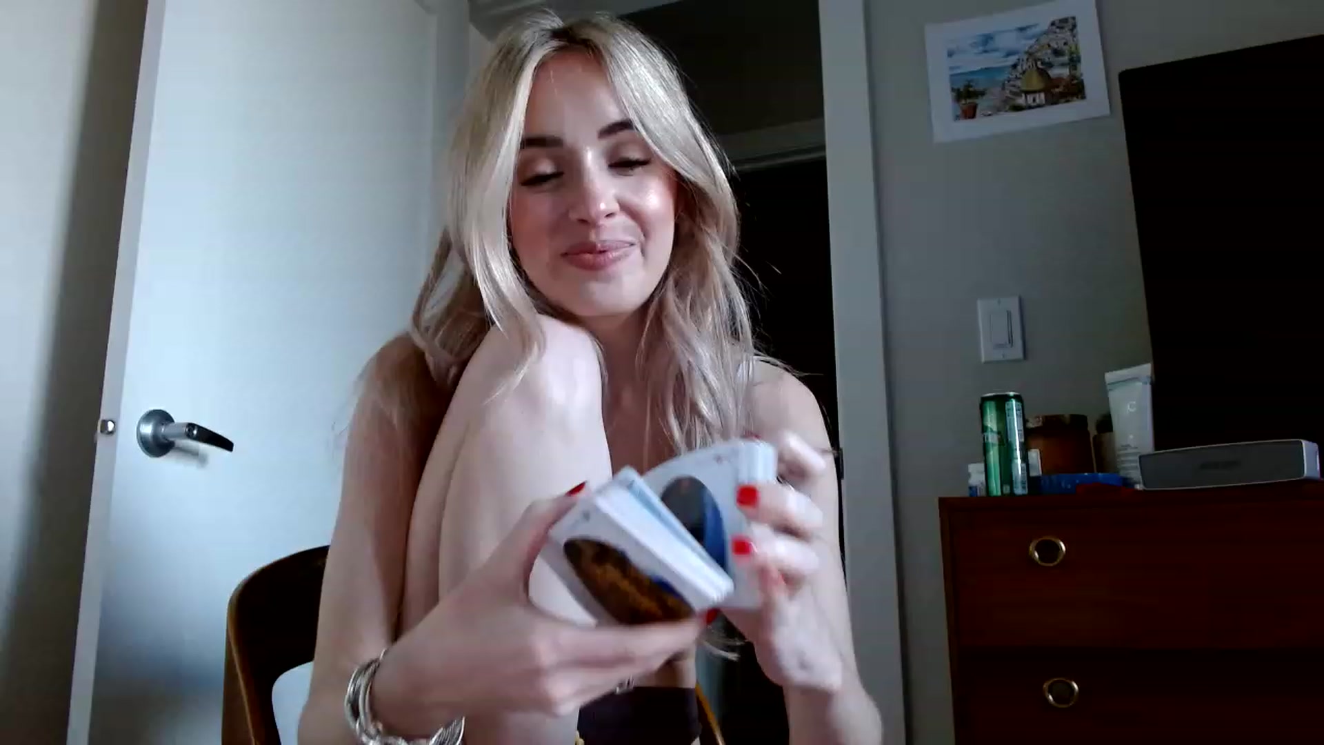 Gallery image thumbnail from Vegansoda's myfreecams stream on, 01/07/2023, 22:57 image 13 of 20
