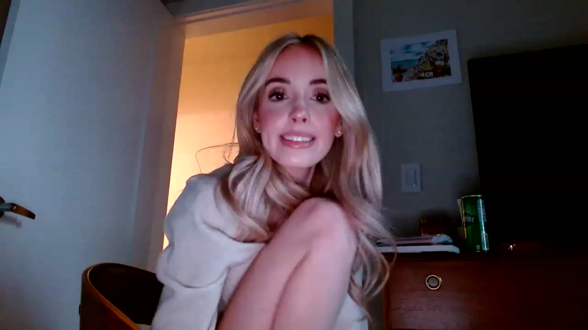 Gallery image thumbnail from Vegansoda's myfreecams stream on, 01/10/2023, 24:29 image 2 of 20