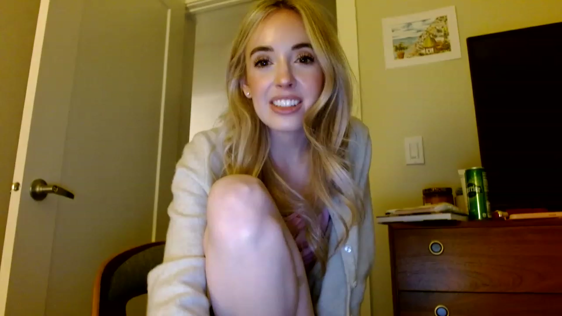 Gallery image thumbnail from Vegansoda's myfreecams stream on, 01/10/2023, 24:37 image 7 of 20
