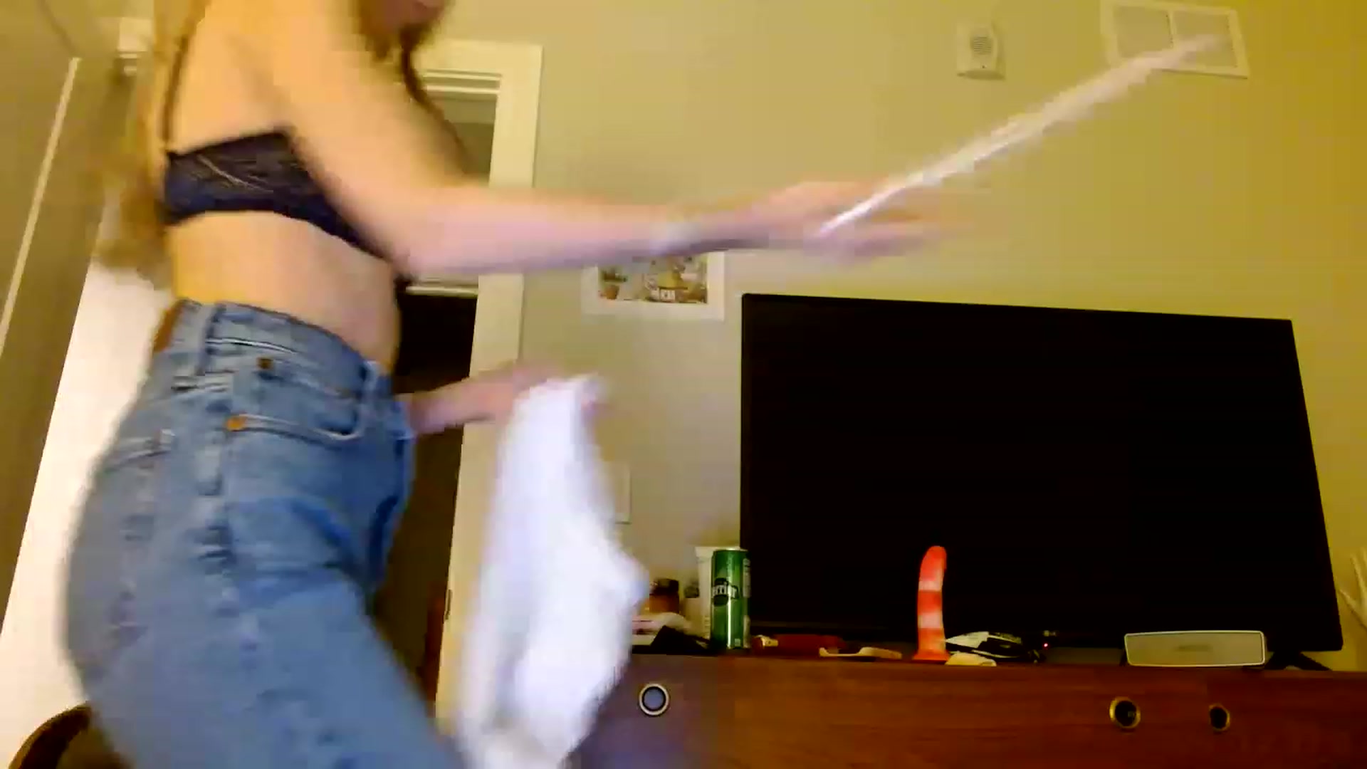 Gallery image thumbnail from Vegansoda's myfreecams stream on, 01/10/2023, 24:37 image 19 of 20