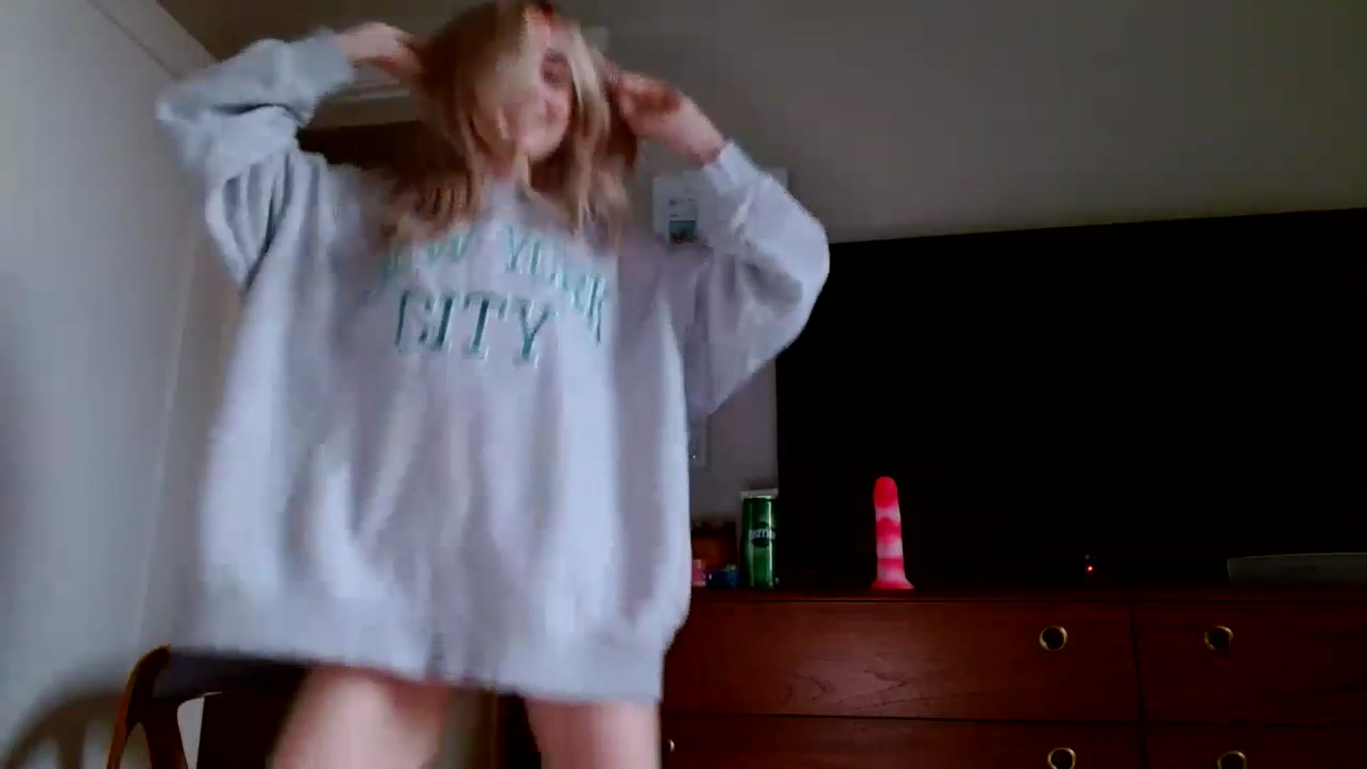 Gallery image thumbnail from Vegansoda's myfreecams stream on, 01/17/2023, 24:01 image 16 of 20