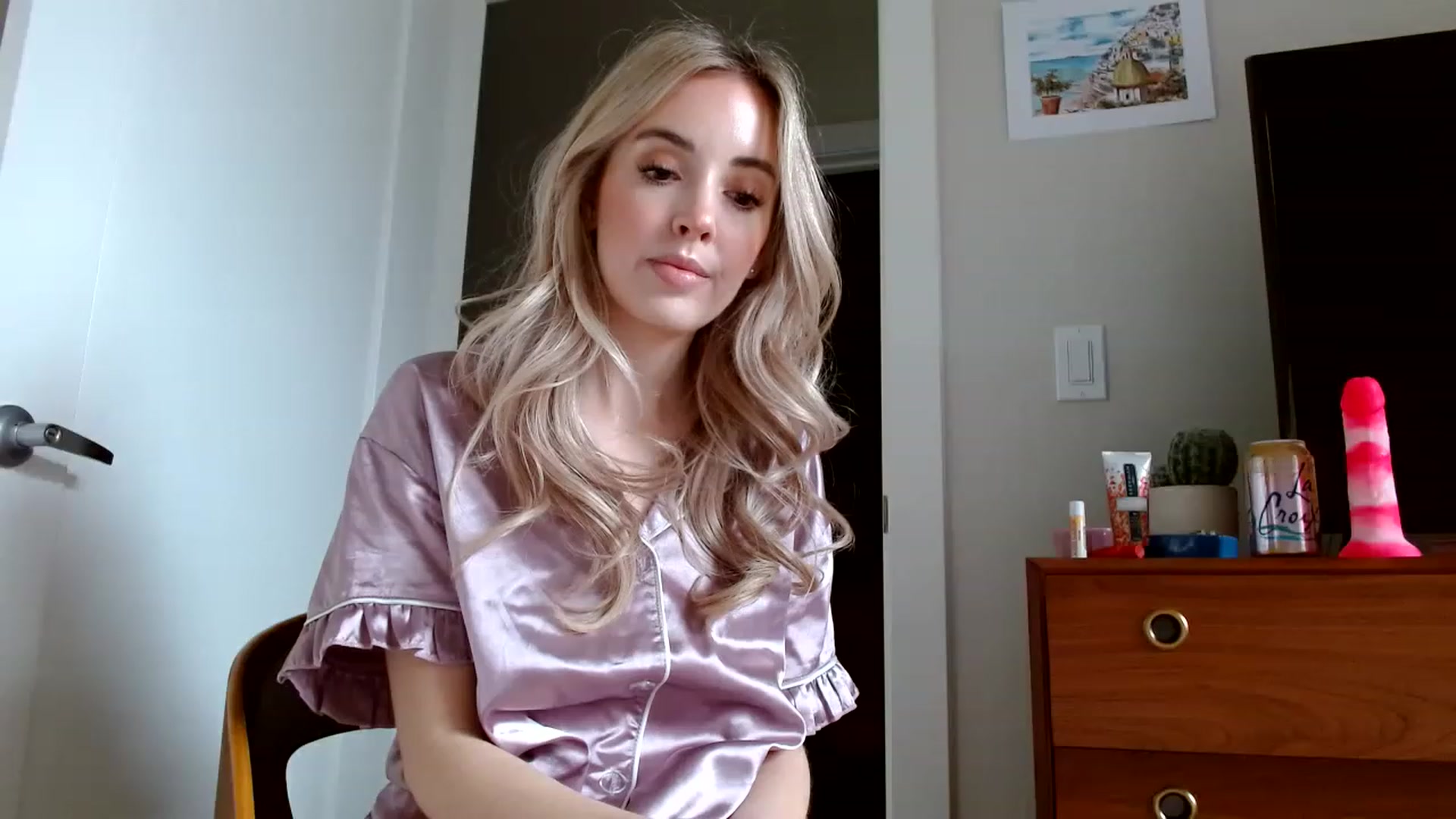 Gallery image thumbnail from Vegansoda's myfreecams stream on, 01/28/2023, 19:20 image 11 of 20