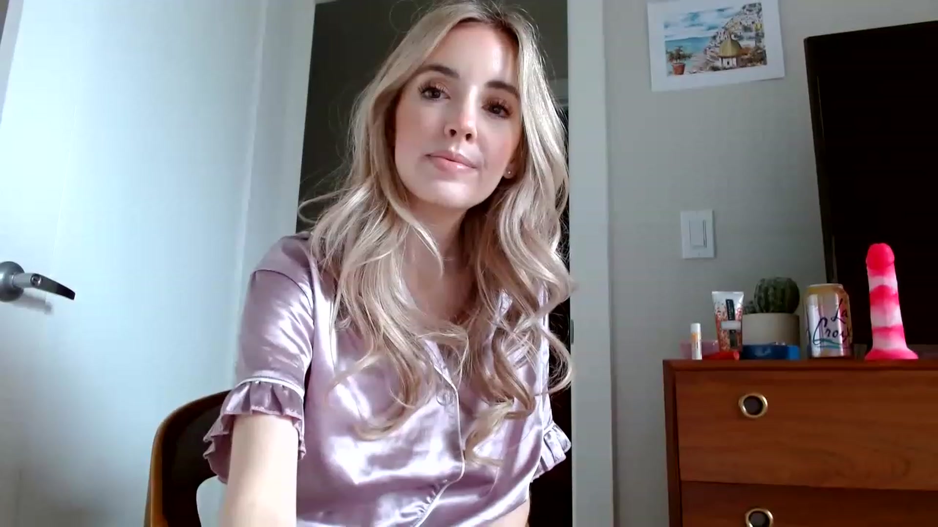 Gallery image thumbnail from Vegansoda's myfreecams stream on, 01/28/2023, 19:20 image 14 of 20