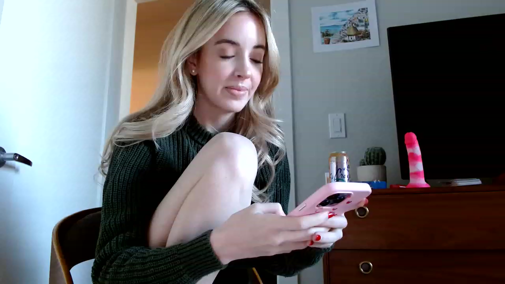Gallery image thumbnail from Vegansoda's myfreecams stream on, 02/01/2023, 19:02 image 16 of 20
