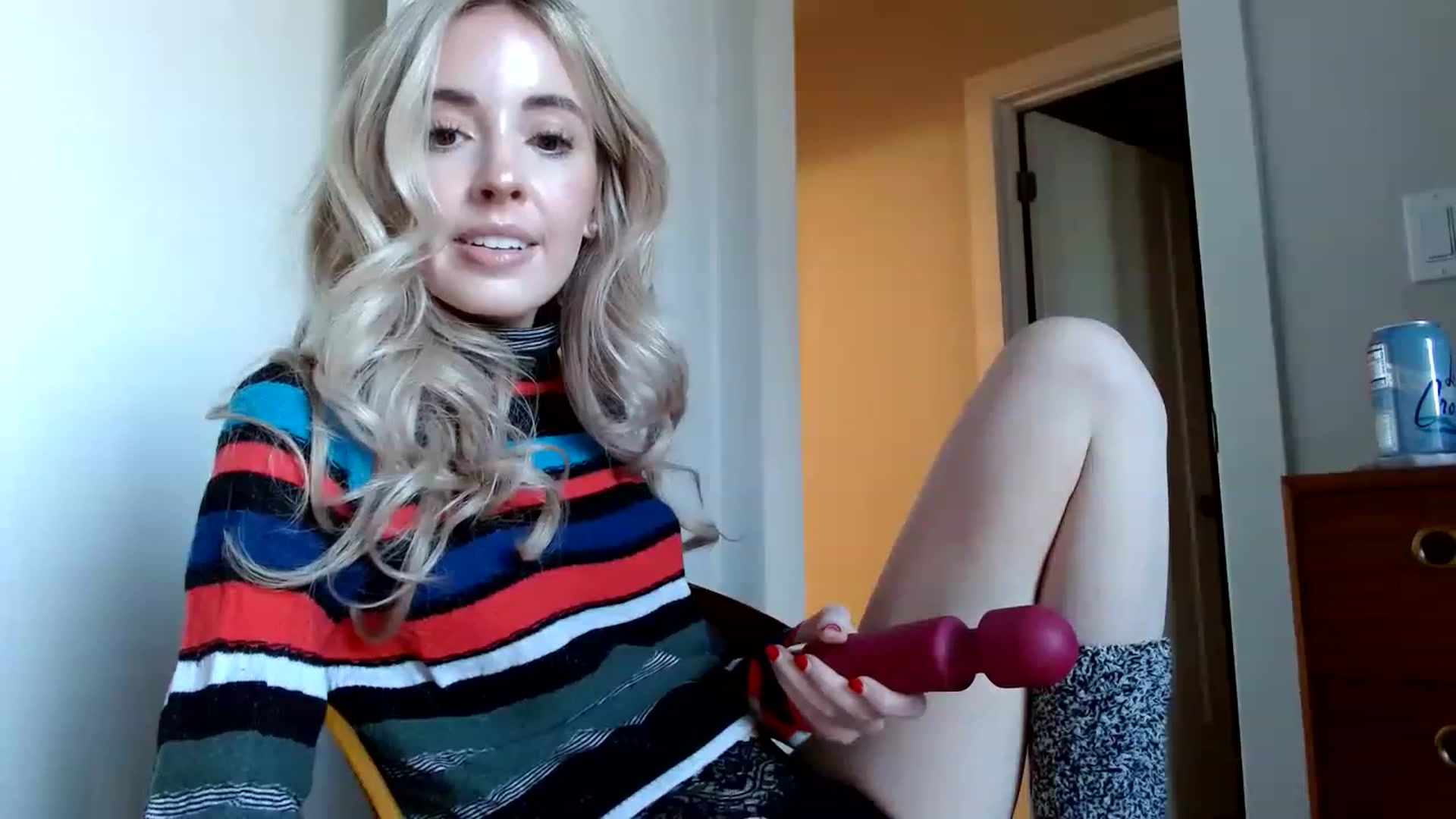 Gallery image thumbnail from Vegansoda's myfreecams stream on, 02/02/2023, 21:50 image 16 of 20