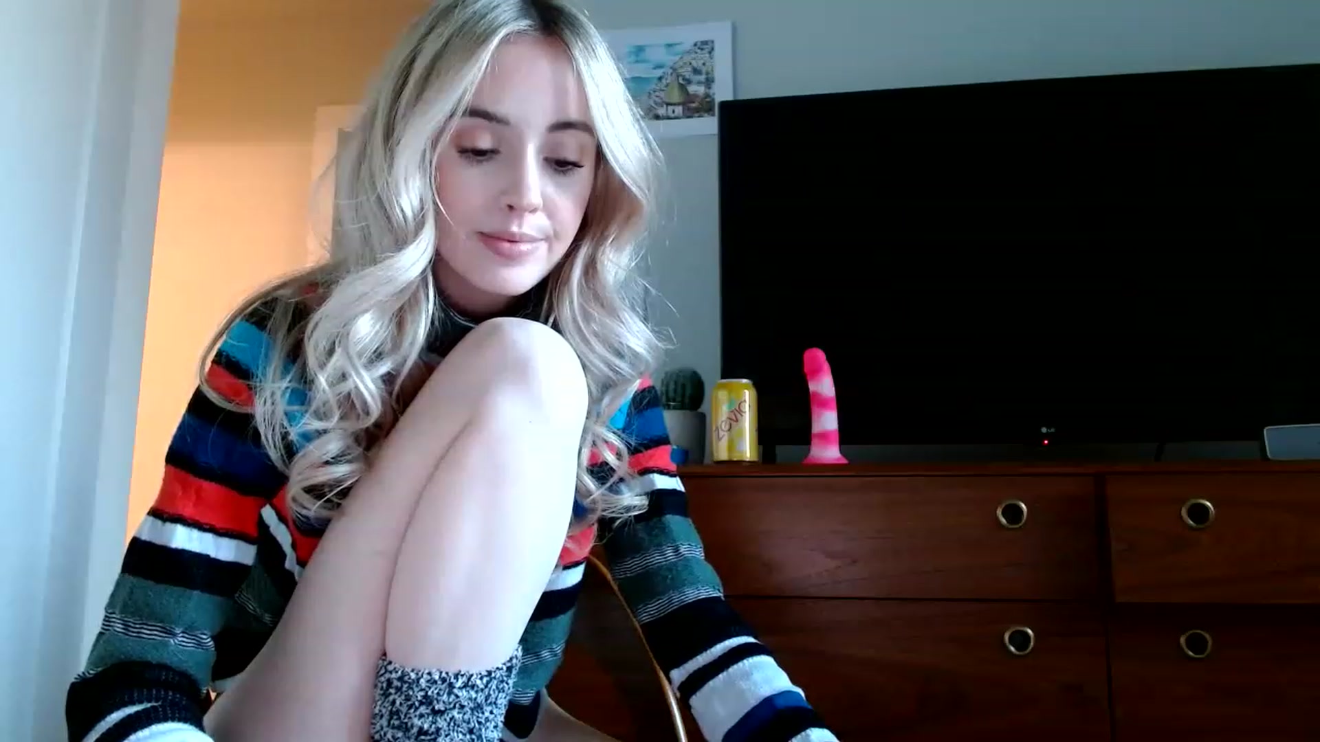 Gallery image thumbnail from Vegansoda's myfreecams stream on, 02/03/2023, 24:03 image 2 of 20