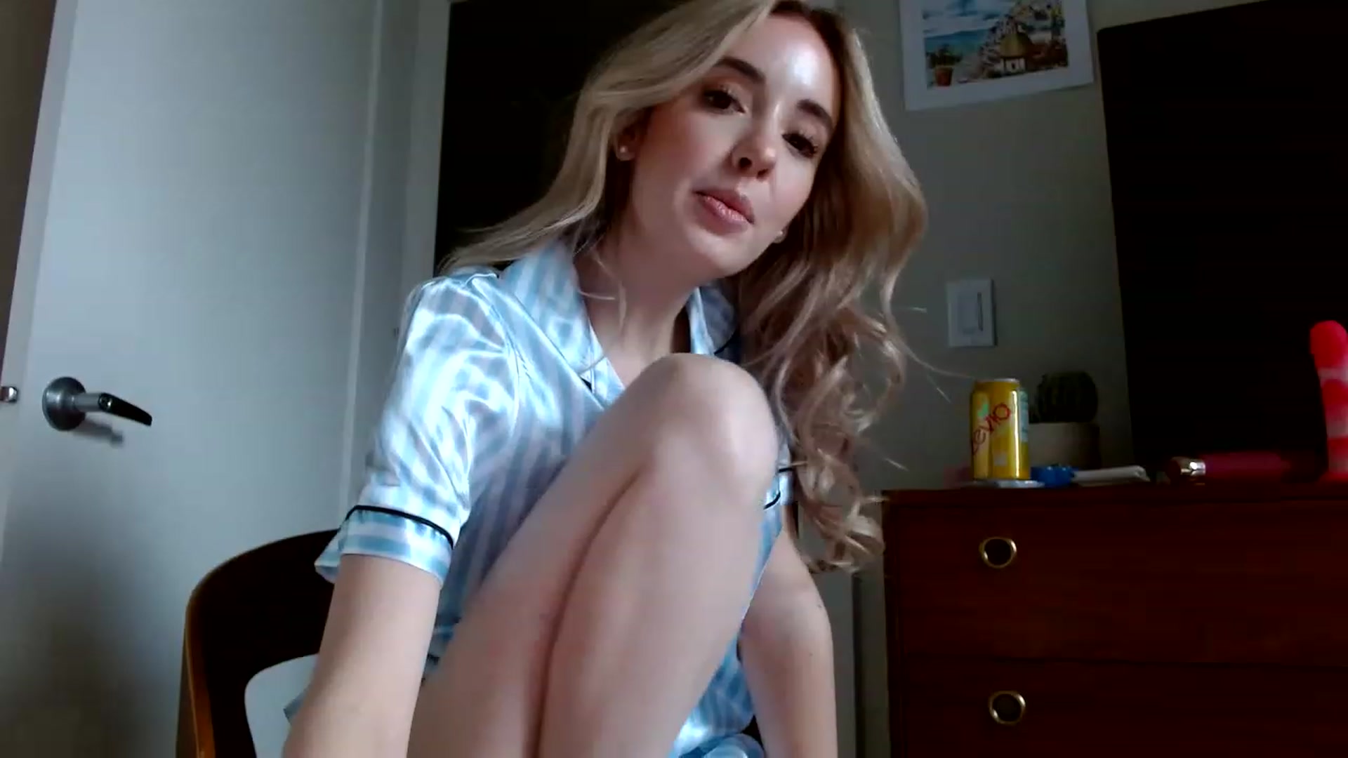 Gallery image thumbnail from Vegansoda's myfreecams stream on, 02/03/2023, 21:38 image 19 of 20