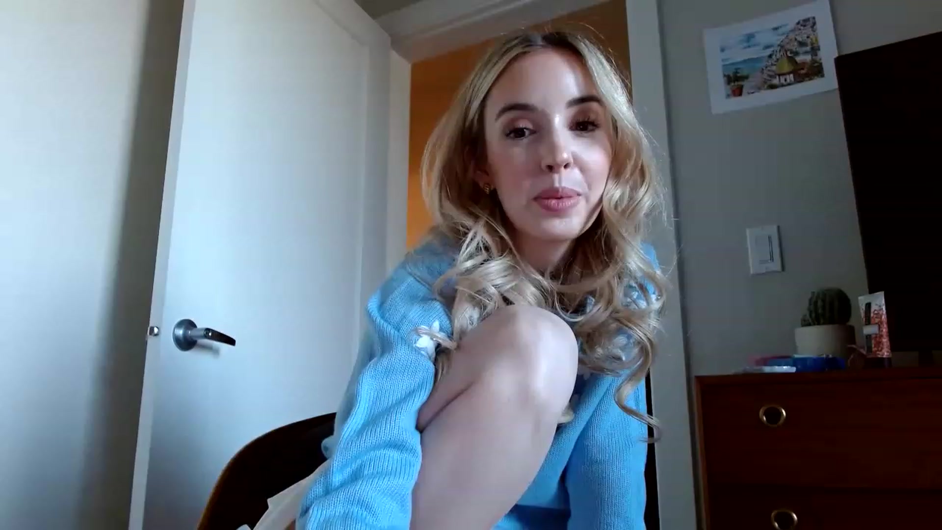 Gallery image thumbnail from Vegansoda's myfreecams stream on, 02/09/2023, 23:03 image 8 of 20
