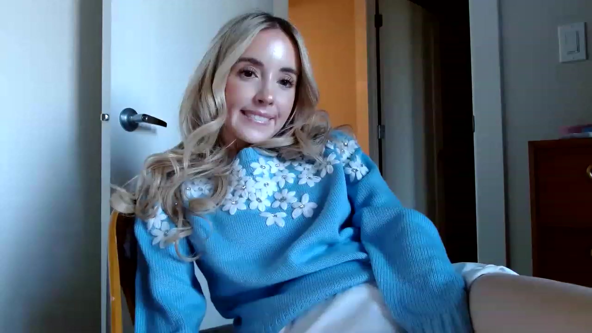 Gallery image thumbnail from Vegansoda's myfreecams stream on, 02/09/2023, 23:03 image 14 of 20