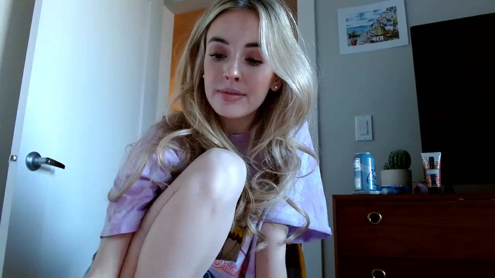 Gallery image thumbnail from Vegansoda's myfreecams stream on, 02/10/2023, 23:04 image 7 of 20