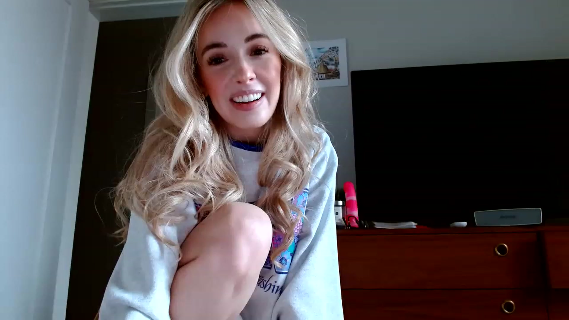 Gallery image thumbnail from Vegansoda's myfreecams stream on, 02/20/2023, 22:28 image 18 of 20
