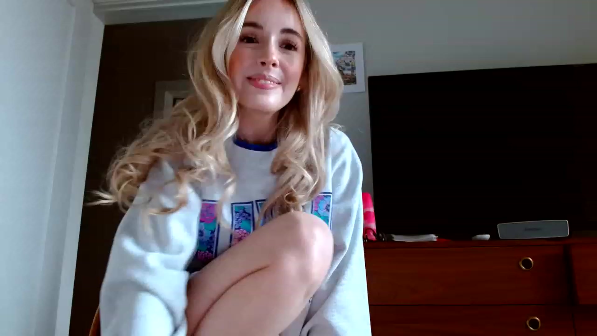 Gallery image thumbnail from Vegansoda's myfreecams stream on, 02/20/2023, 22:28 image 15 of 20